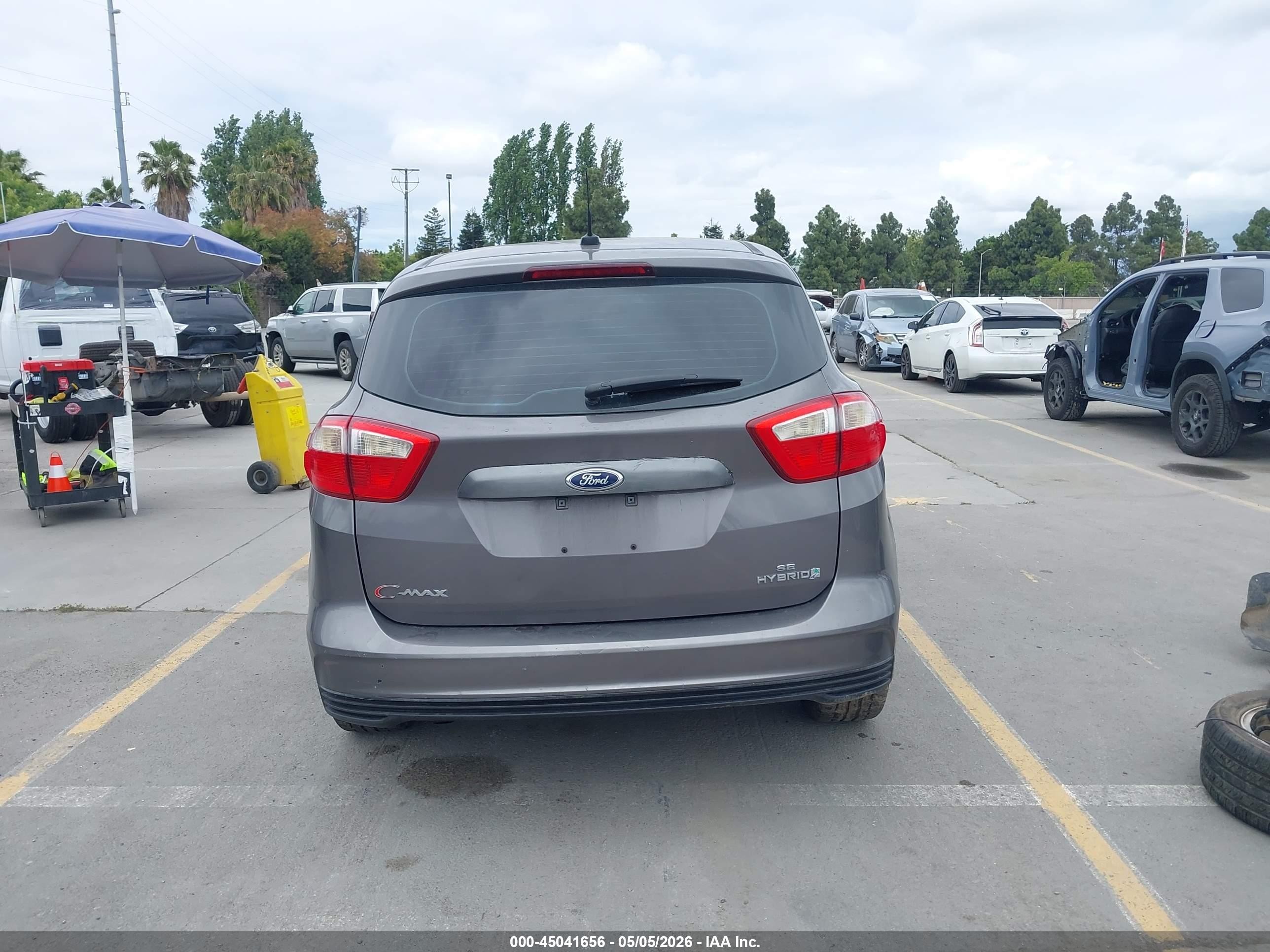 2013 Ford C-max Hybrid Se Gray vin: 1FADP5AU8DL511753