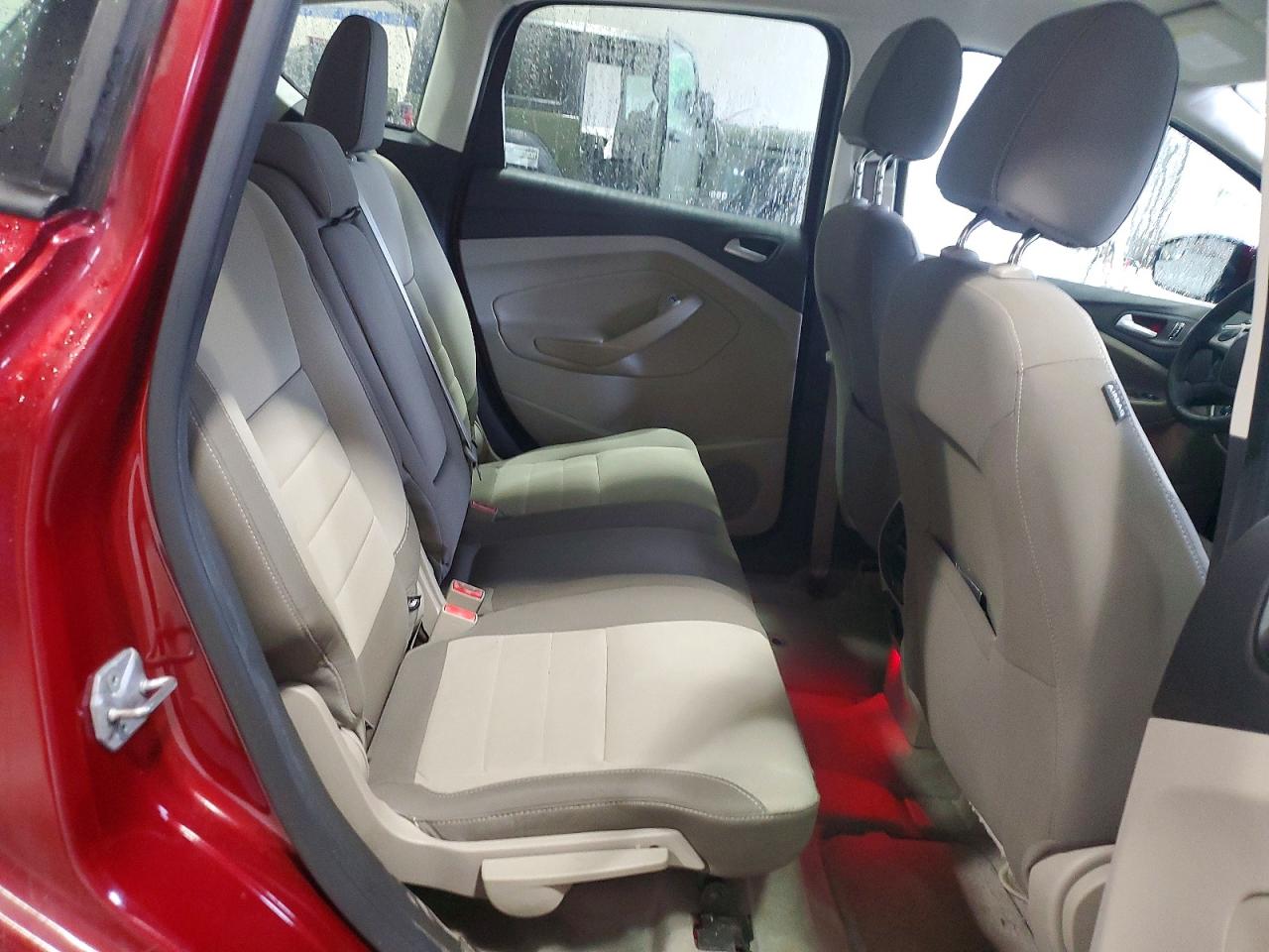 2013 Ford C-max Se Red vin: 1FADP5AU8DL542596