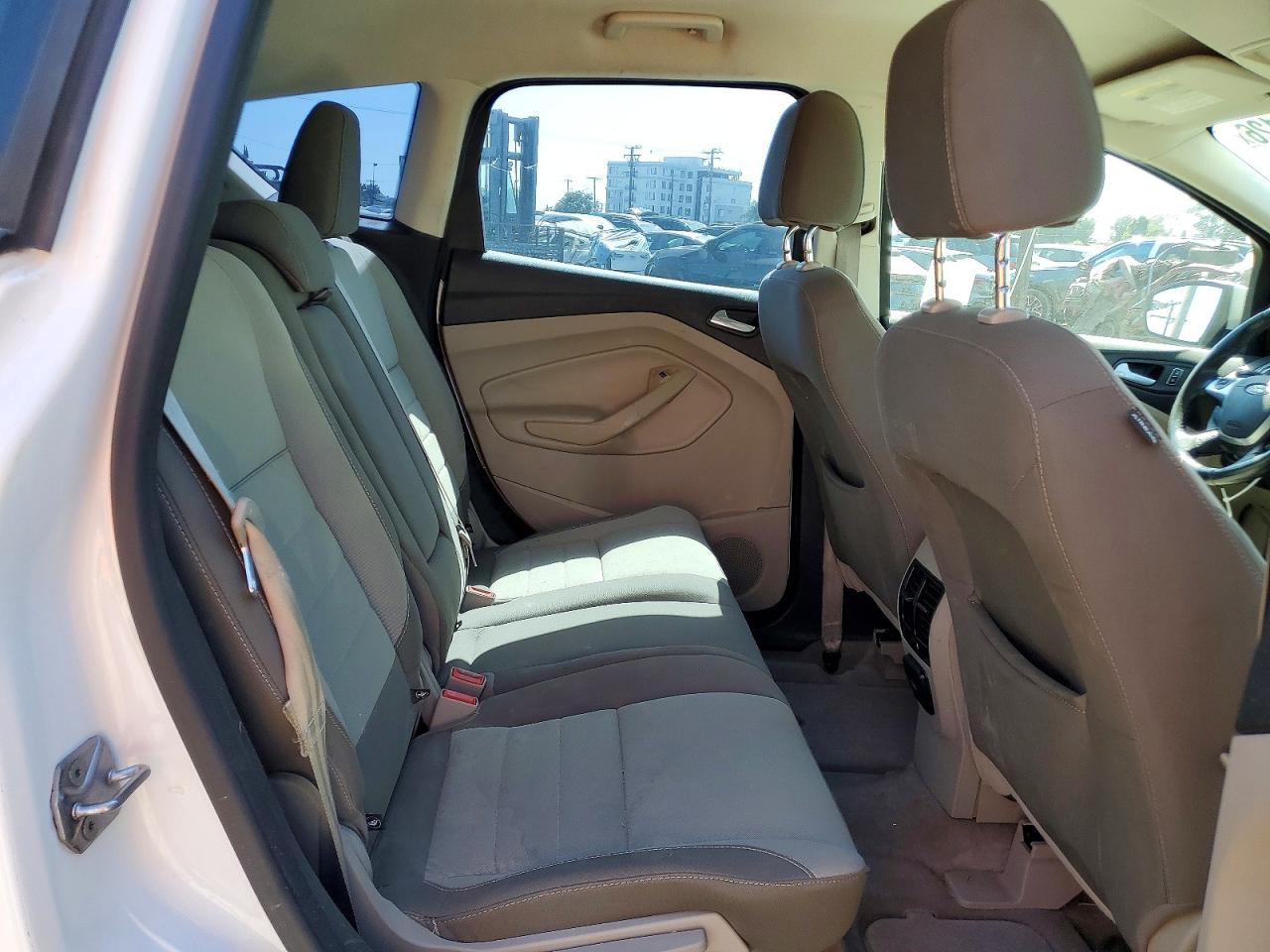 2013 Ford C-max Se White vin: 1FADP5AU8DL549497