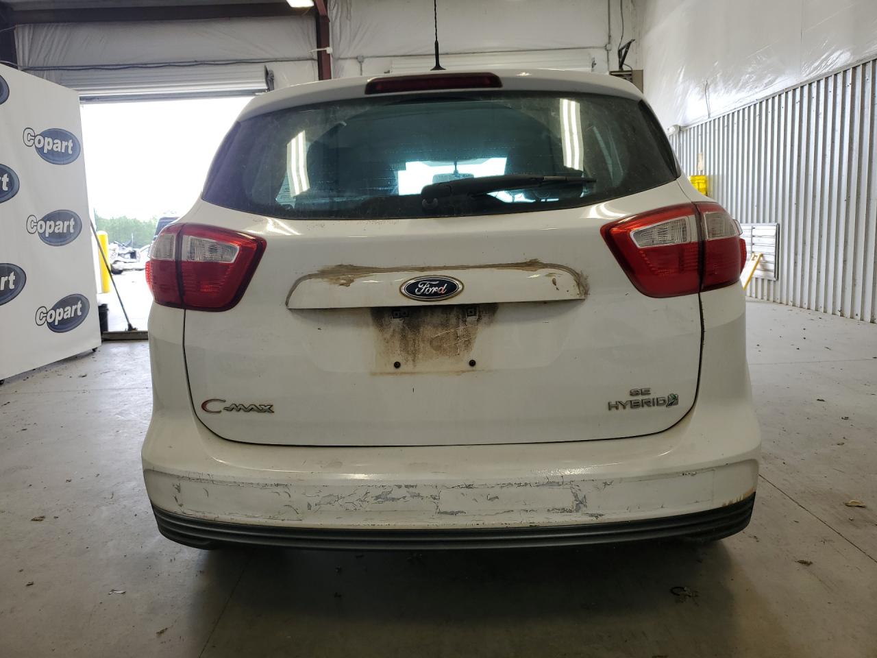 2015 Ford C-max Se White vin: 1FADP5AU8FL101361 Damage: Lift Gate, Multiple Scratches Heavy, 4
