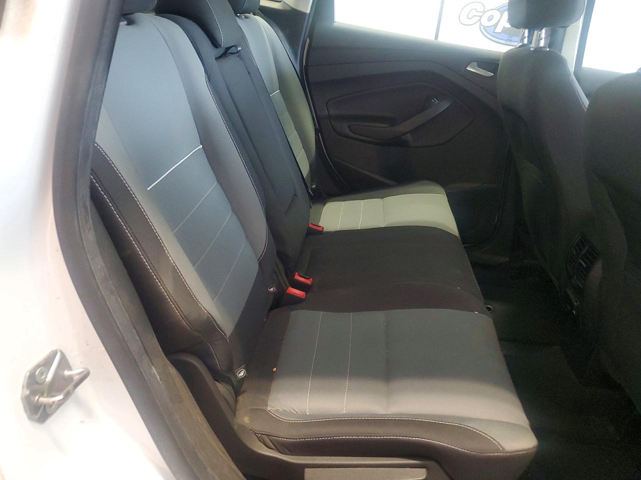 2015 Ford C-max Se White vin: 1FADP5AU8FL101361