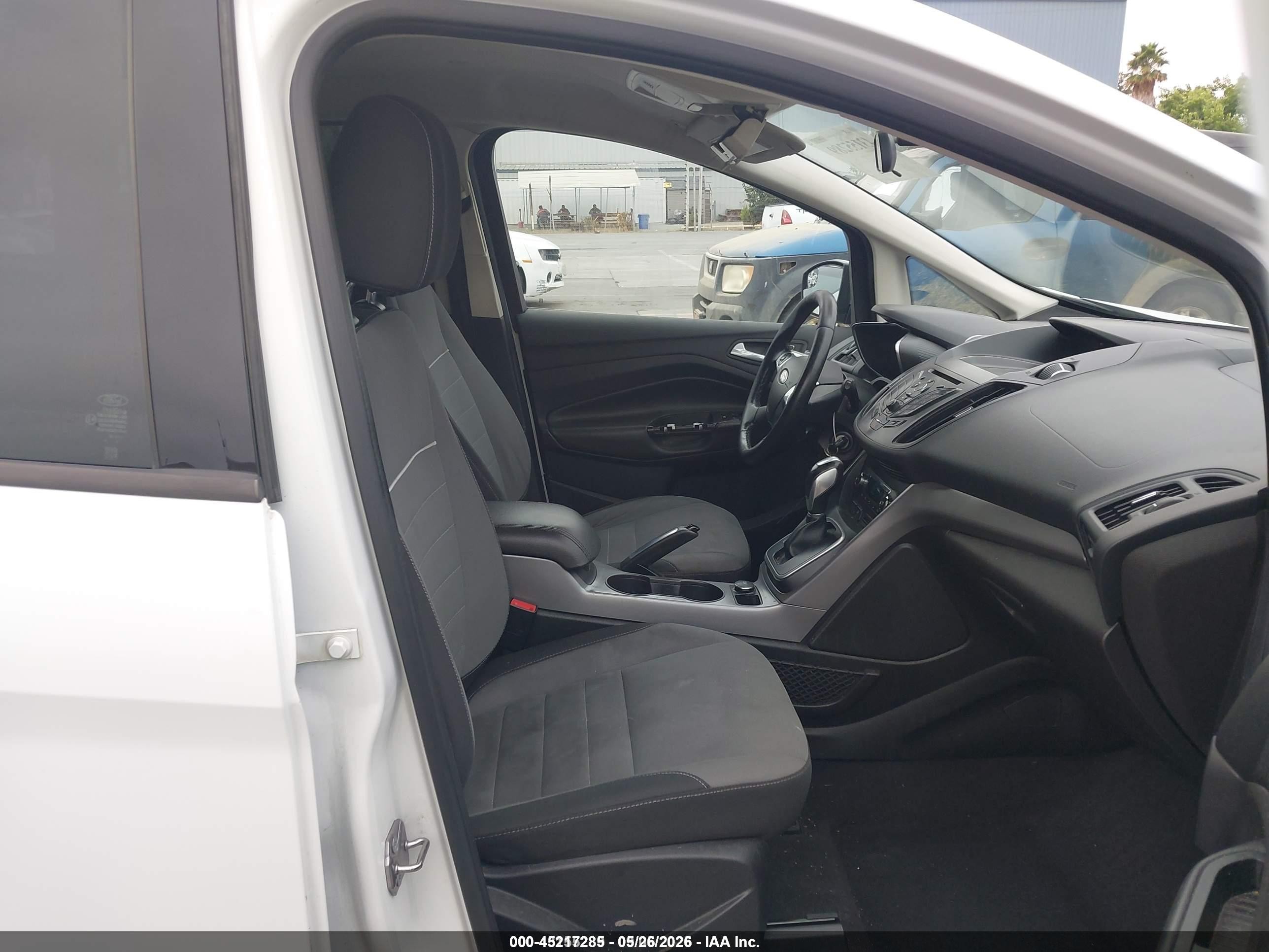2015 Ford C-max Hybrid Se White vin: 1FADP5AU8FL105507
