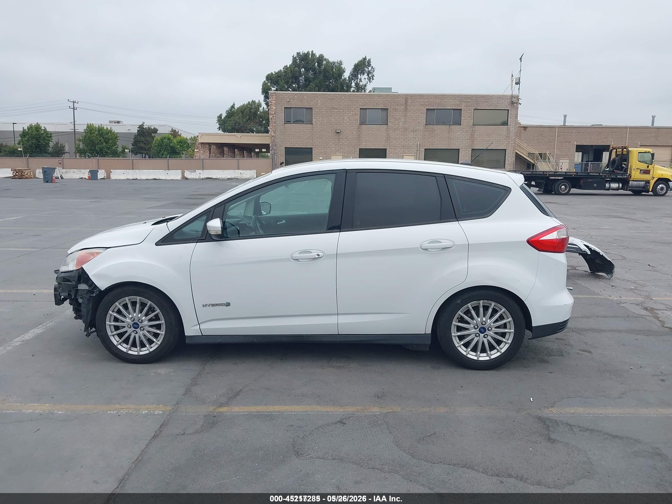 2015 Ford C-max Hybrid Se White vin: 1FADP5AU8FL105507