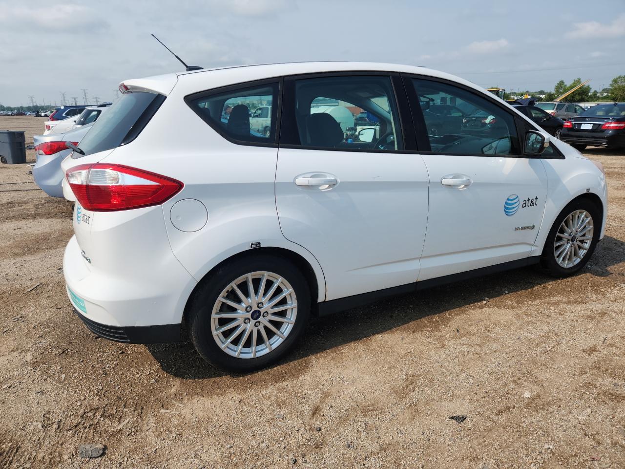 2015 Ford C-max Se White vin: 1FADP5AU9FL101241 Damage: Right Rear Door, Corrosion, > 12 Inches