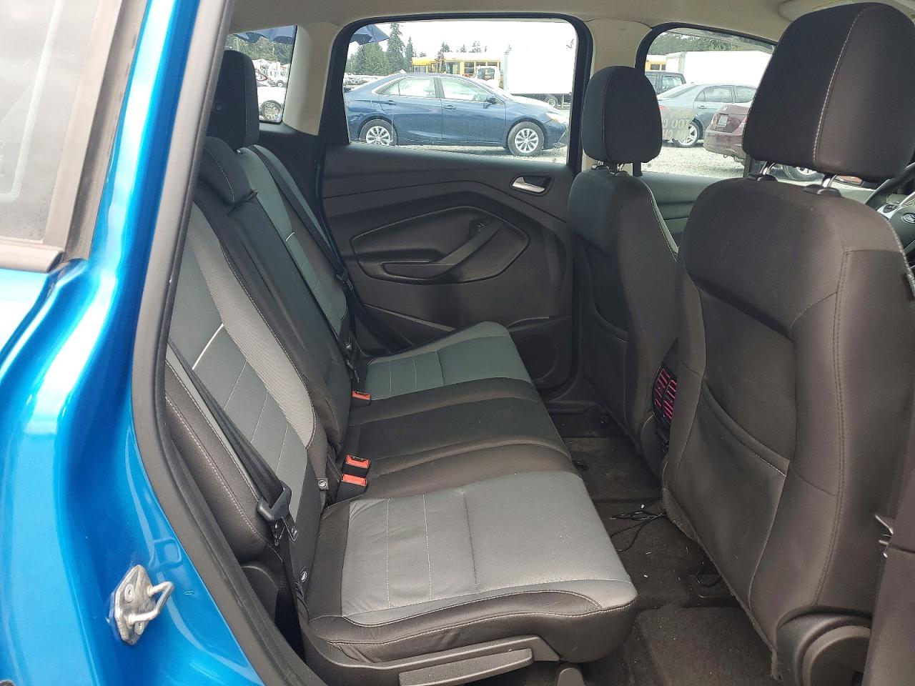 2015 Ford C-max Se Blue vin: 1FADP5AU9FL118279