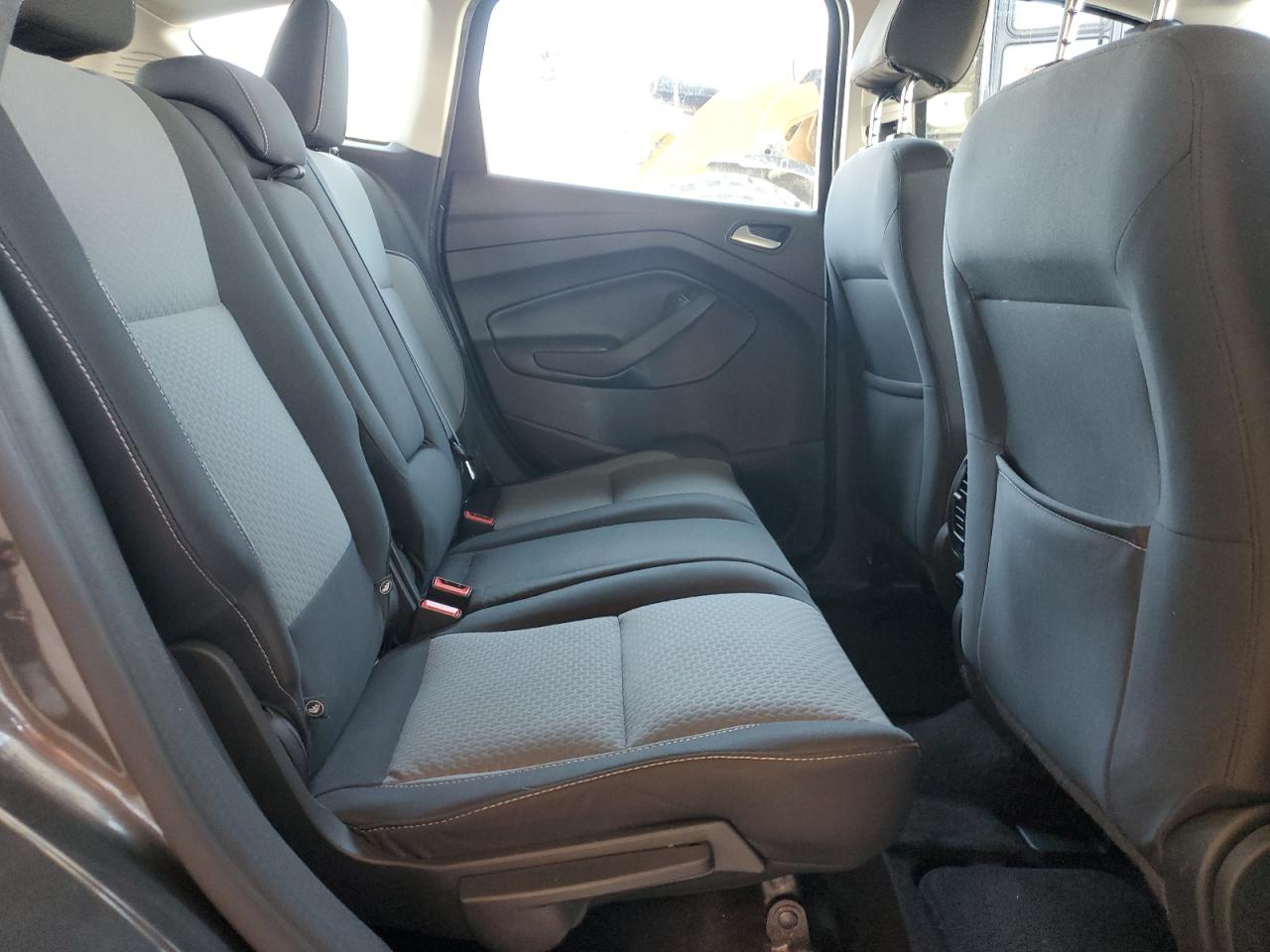 2017 Ford C-max Se Серый vin: 1FADP5AU9HL117720