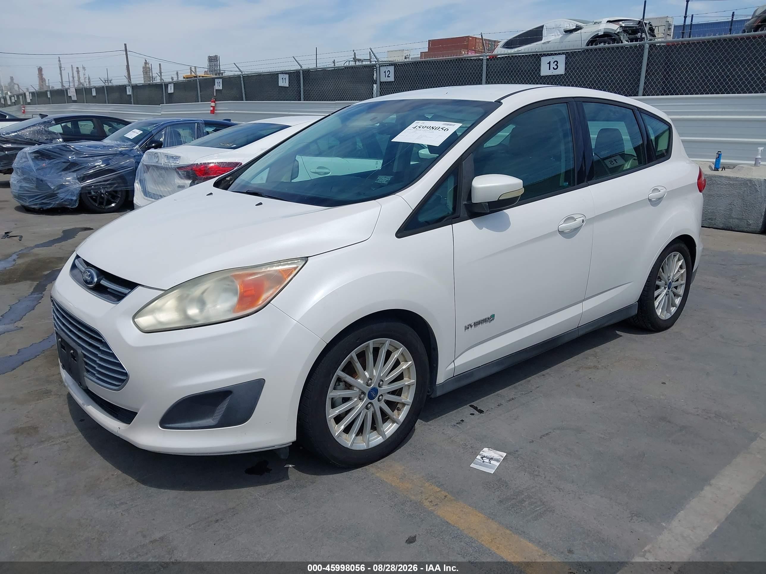 2013 Ford C-max Hybrid Se Белый vin: 1FADP5AUXDL502780