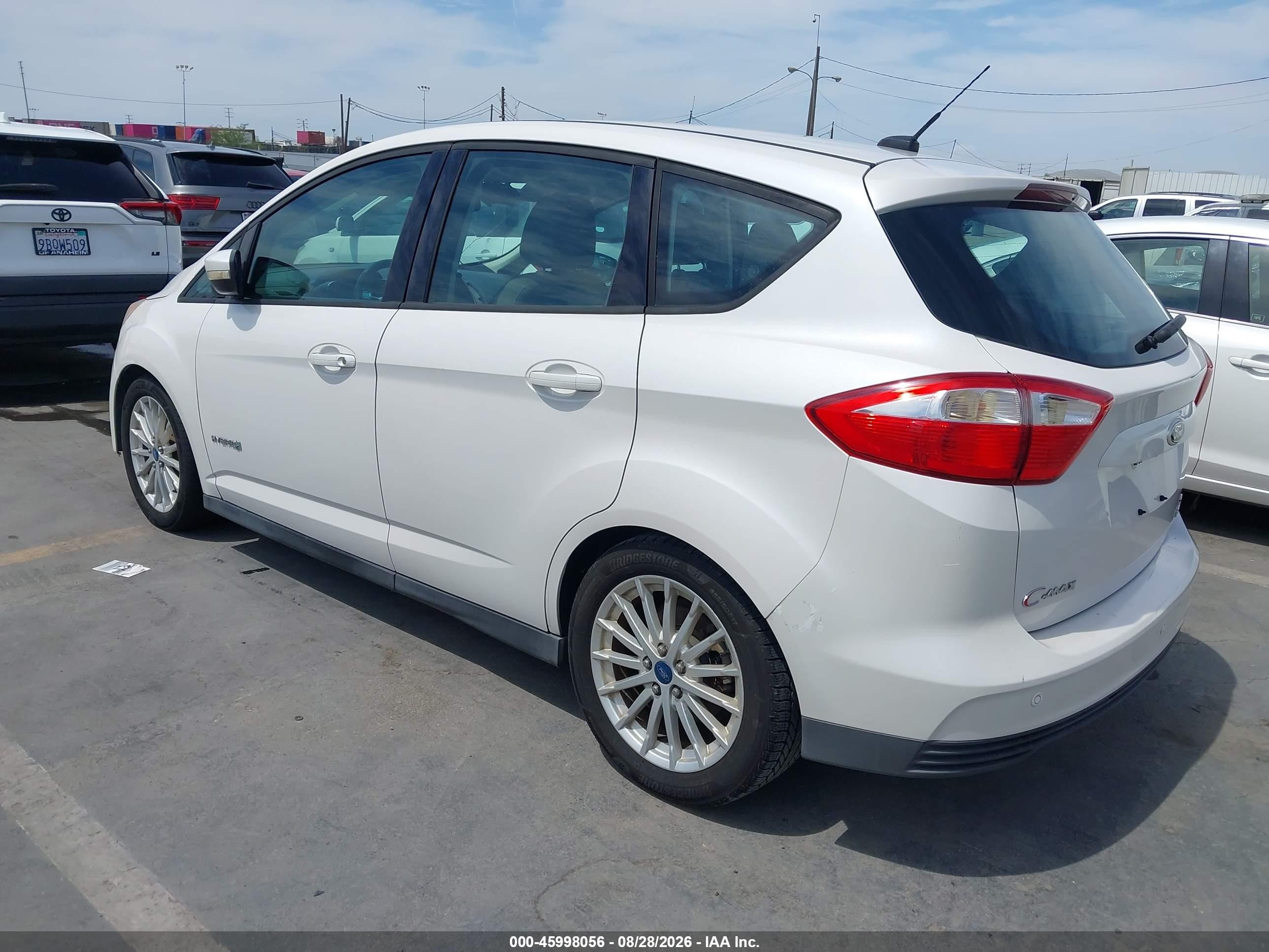 2013 Ford C-max Hybrid Se Белый vin: 1FADP5AUXDL502780