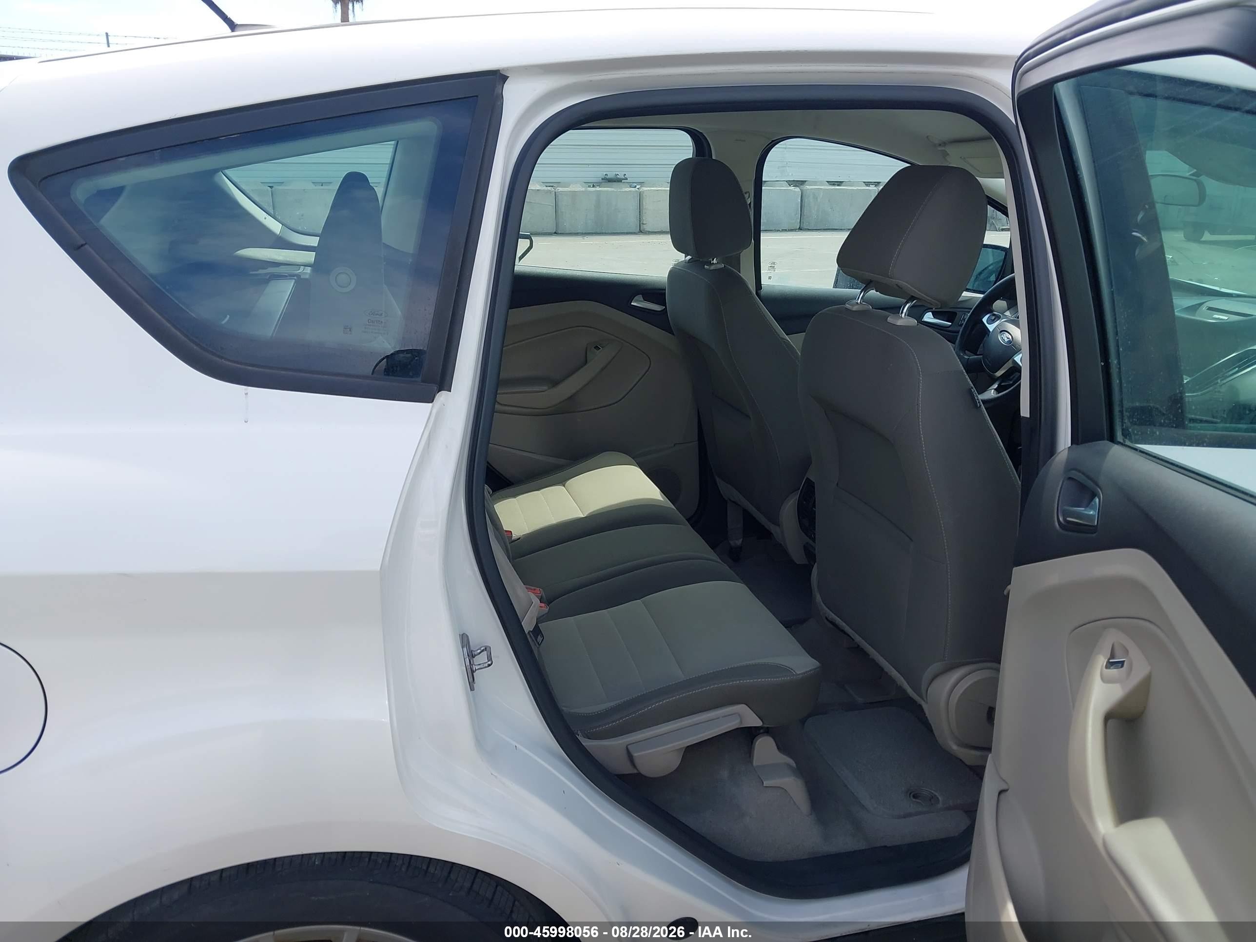 2013 Ford C-max Hybrid Se Белый vin: 1FADP5AUXDL502780