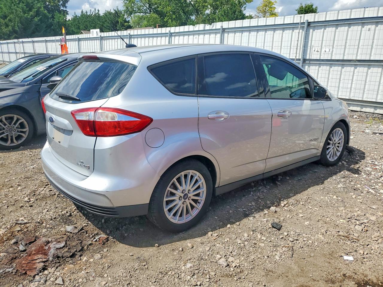 2013 Ford C-max Se Silver vin: 1FADP5AUXDL507056