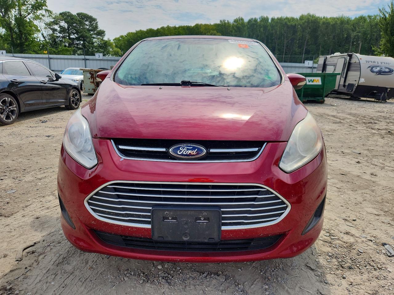 2013 Ford C-max Se Red vin: 1FADP5AUXDL508868