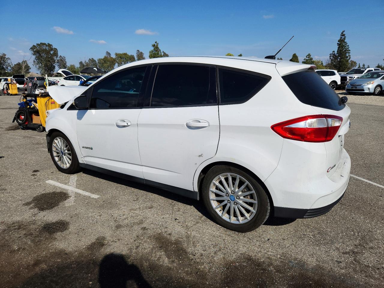 2013 Ford C-max Se White vin: 1FADP5AUXDL515948