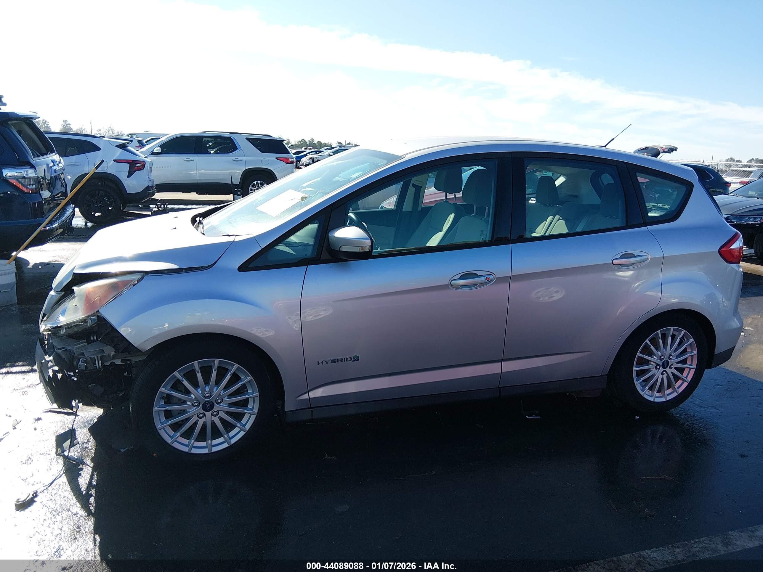 2014 Ford C-max Hybrid Se Silver vin: 1FADP5AUXEL518107
