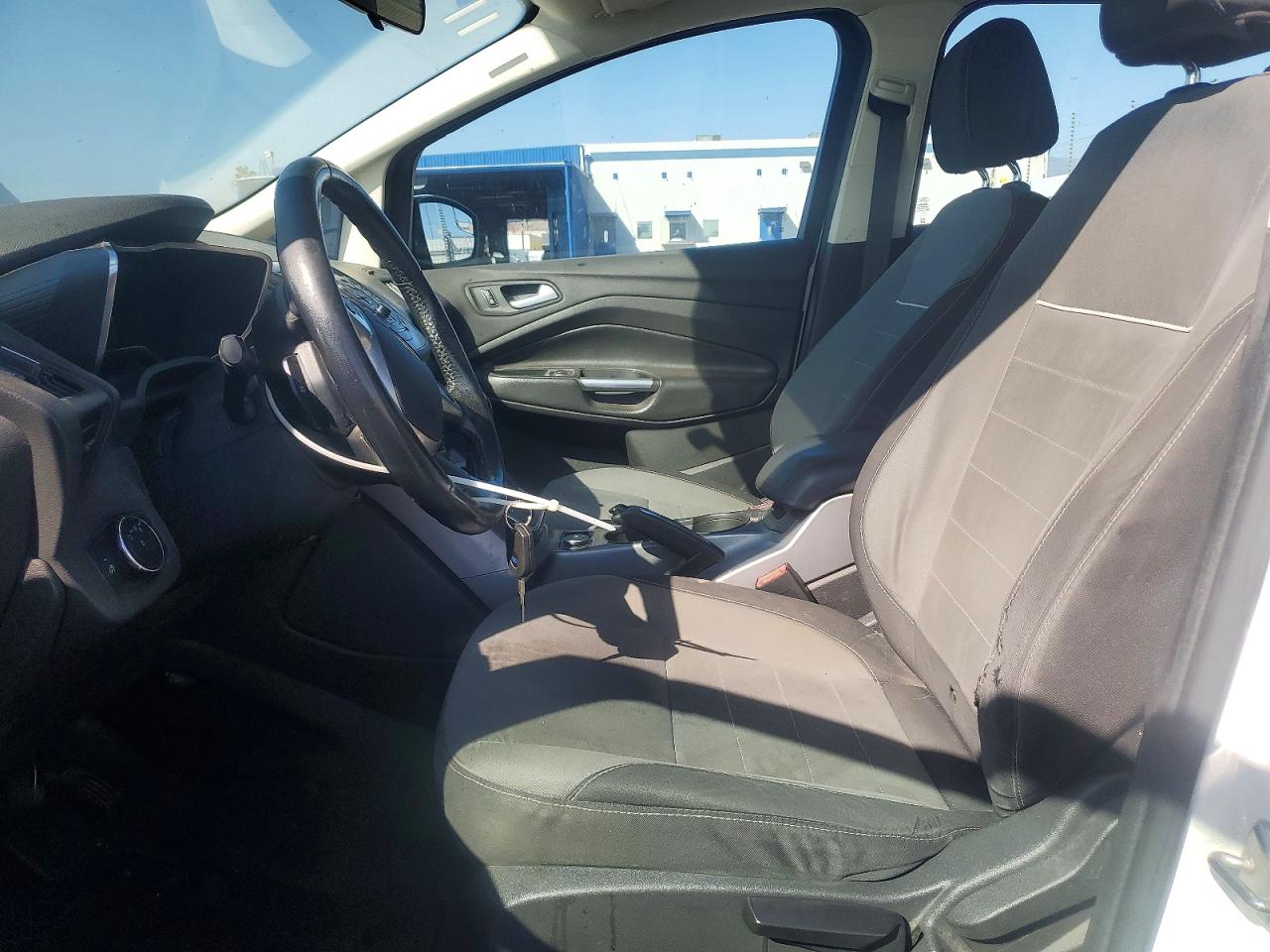 2014 Ford C-max Se White vin: 1FADP5AUXEL521220