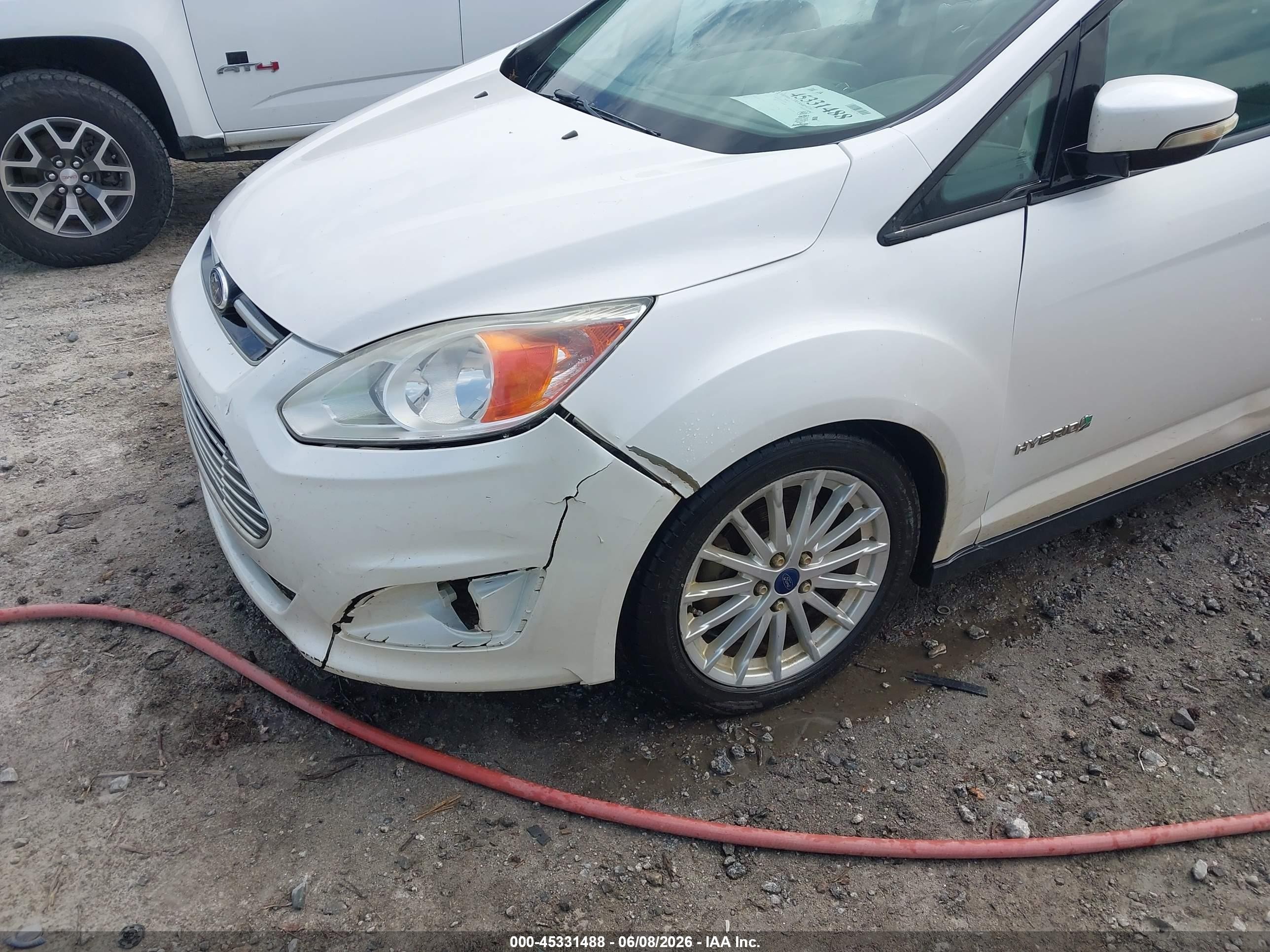 2015 Ford C-max Hybrid Se Белый vin: 1FADP5AUXFL105881