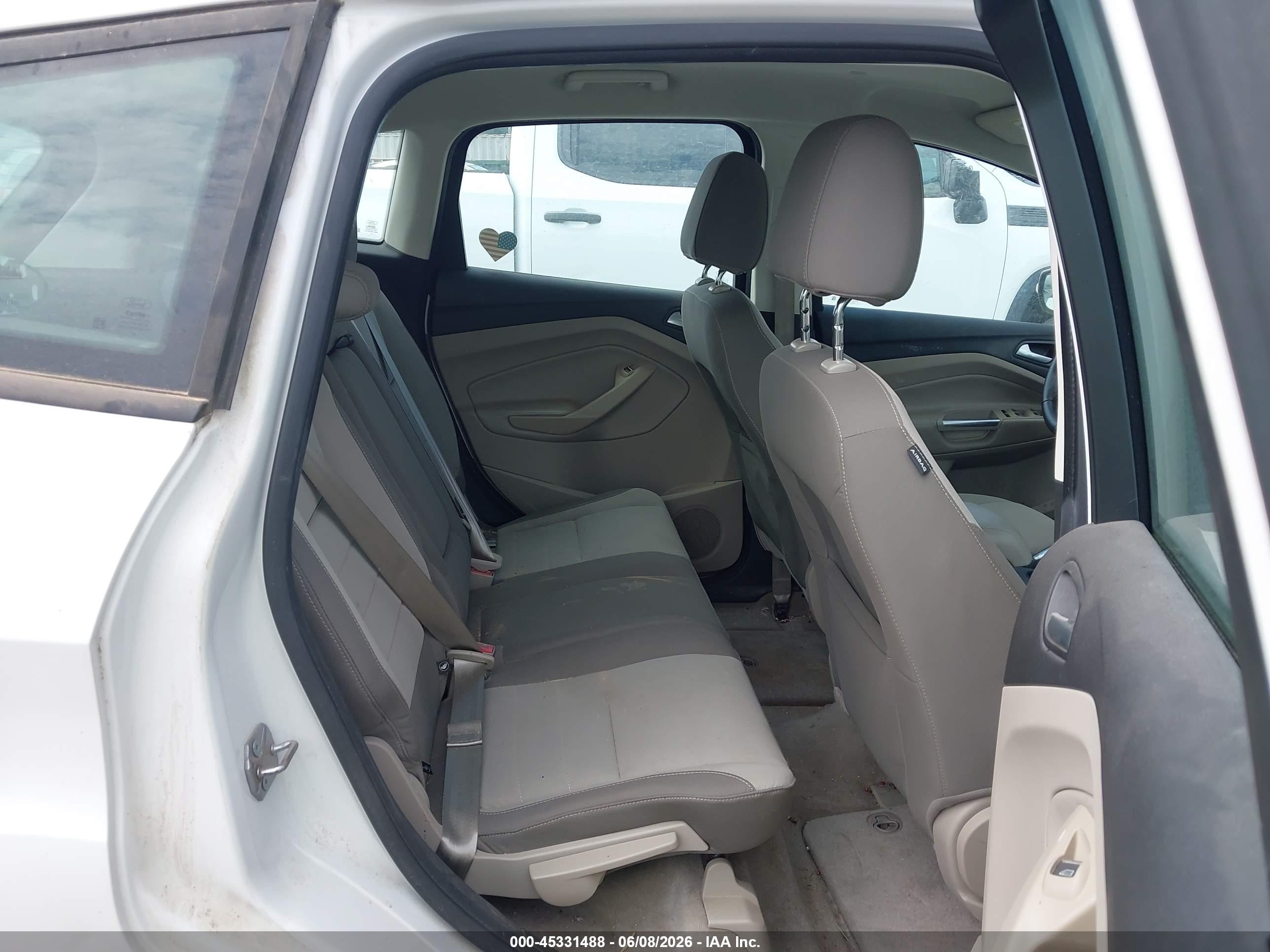 2015 Ford C-max Hybrid Se Белый vin: 1FADP5AUXFL105881