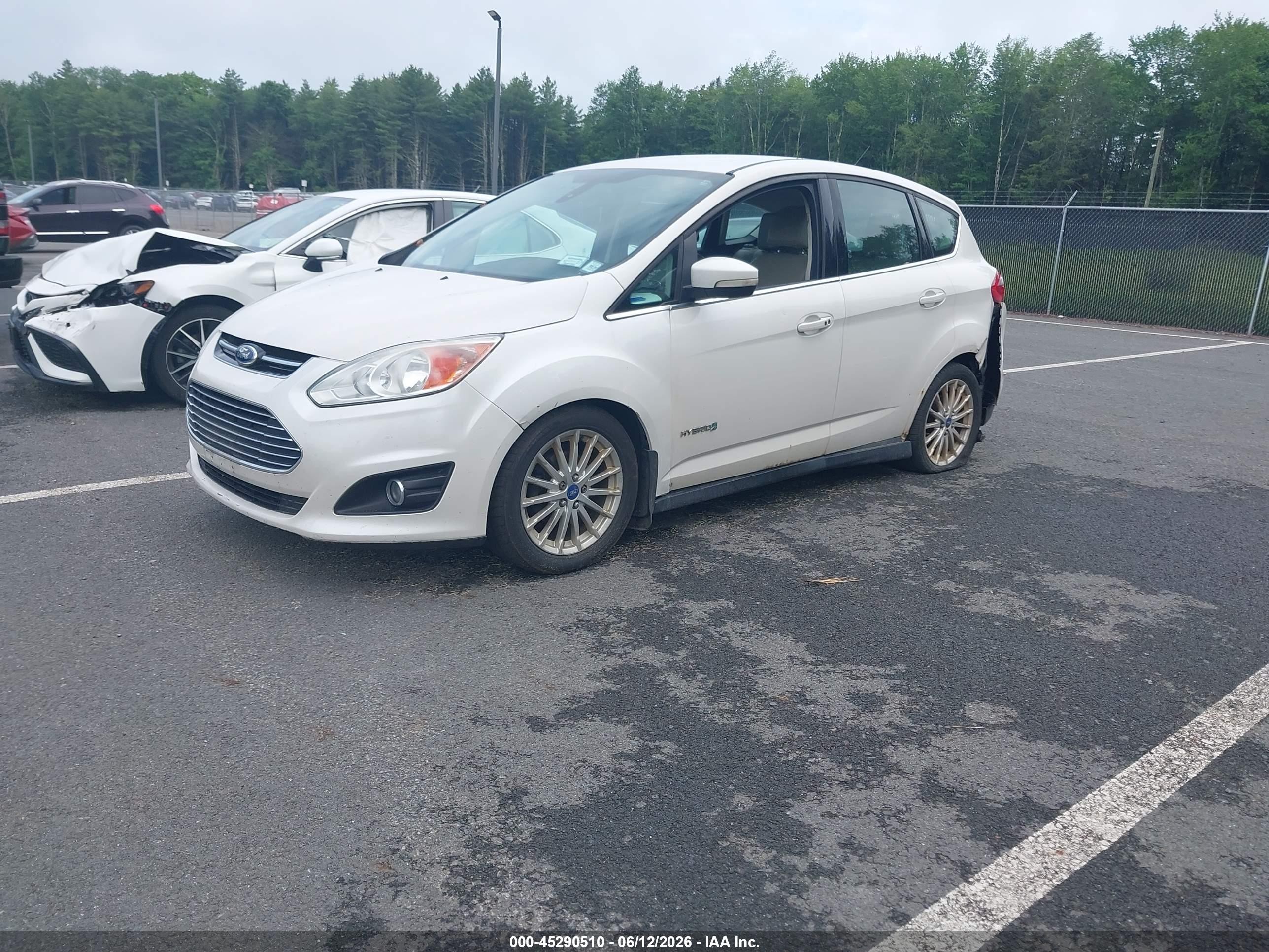 2013 Ford C-max Hybrid Sel Белый vin: 1FADP5BU2DL501377