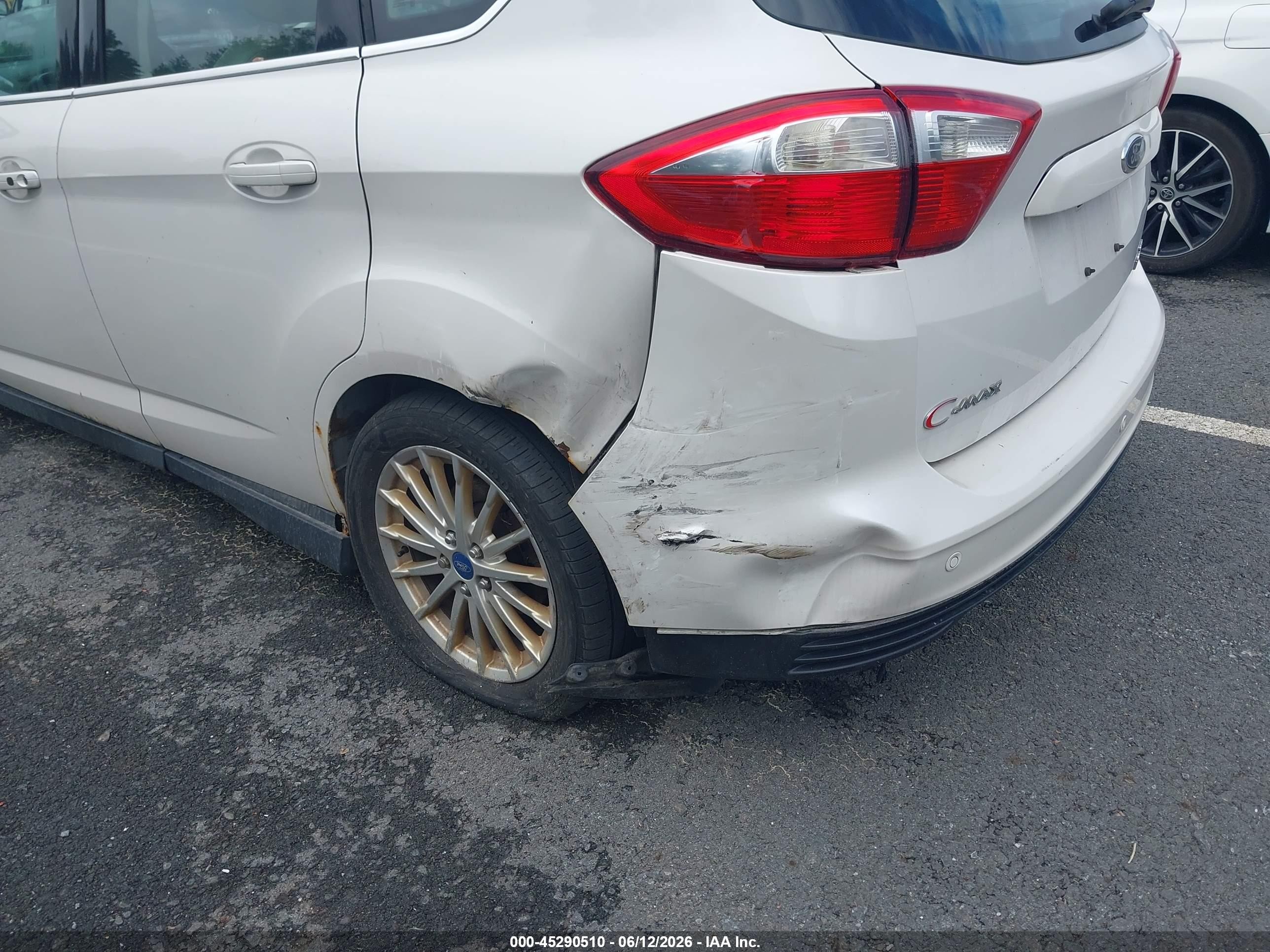 2013 Ford C-max Hybrid Sel Белый vin: 1FADP5BU2DL501377