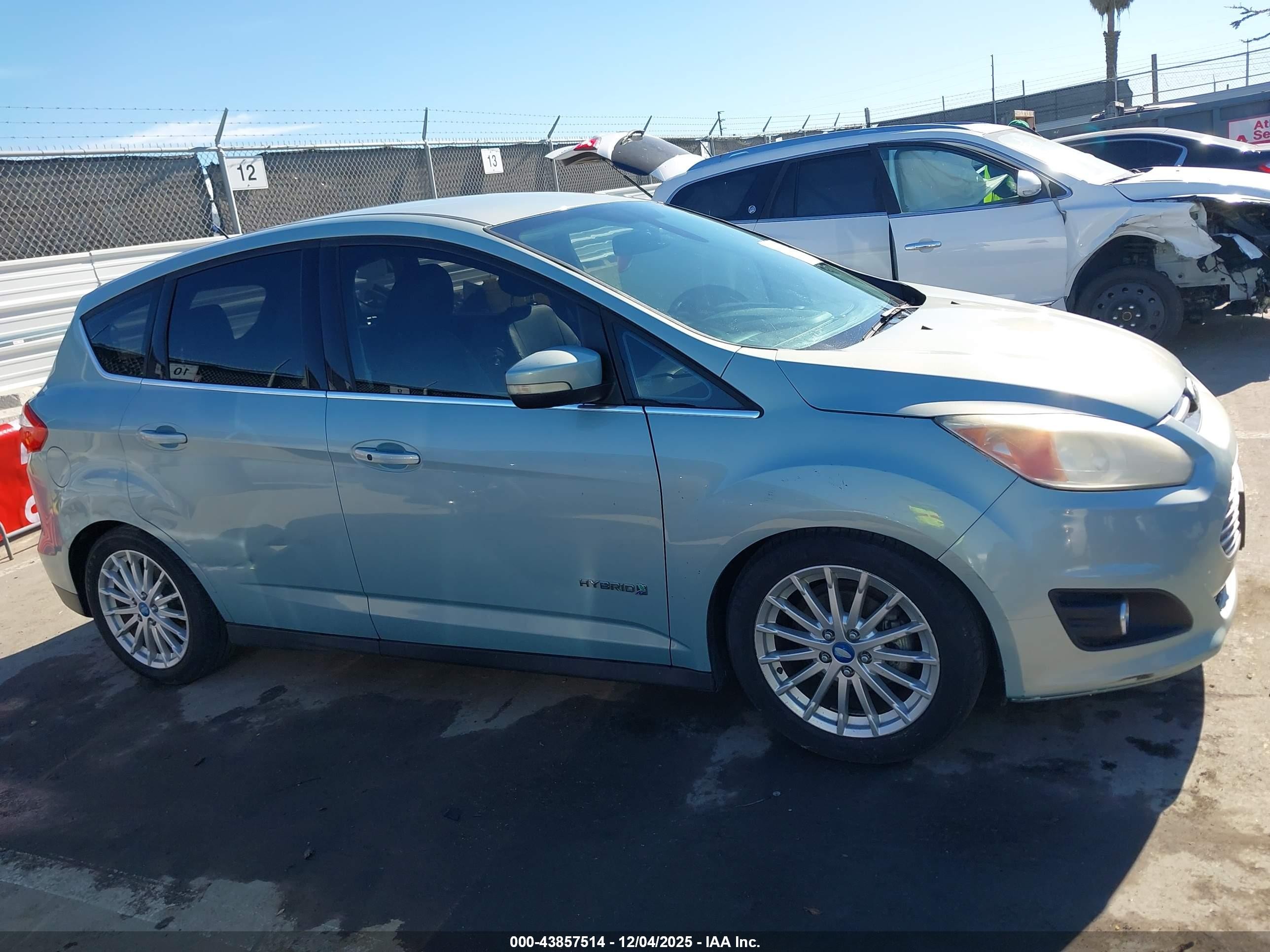 2013 Ford C-max Hybrid Sel Light Blue vin: 1FADP5BU3DL519869