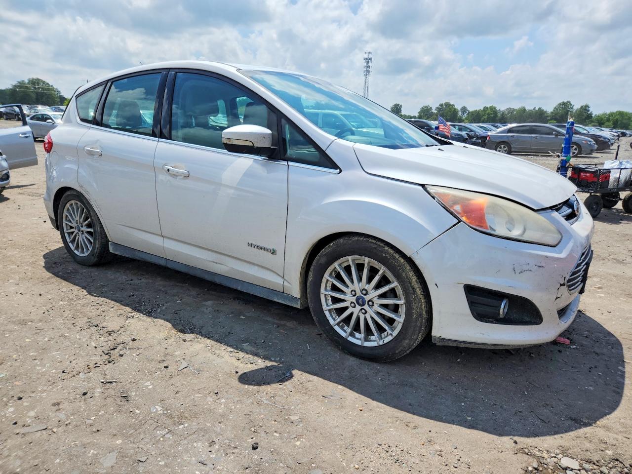 2013 Ford C-max White vin: 1FADP5BU4DL546370
