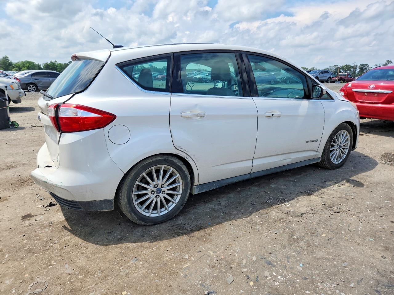 2013 Ford C-max White vin: 1FADP5BU4DL546370