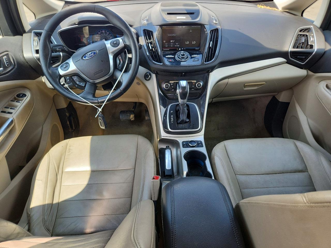 2013 Ford C-max White vin: 1FADP5BU4DL546370