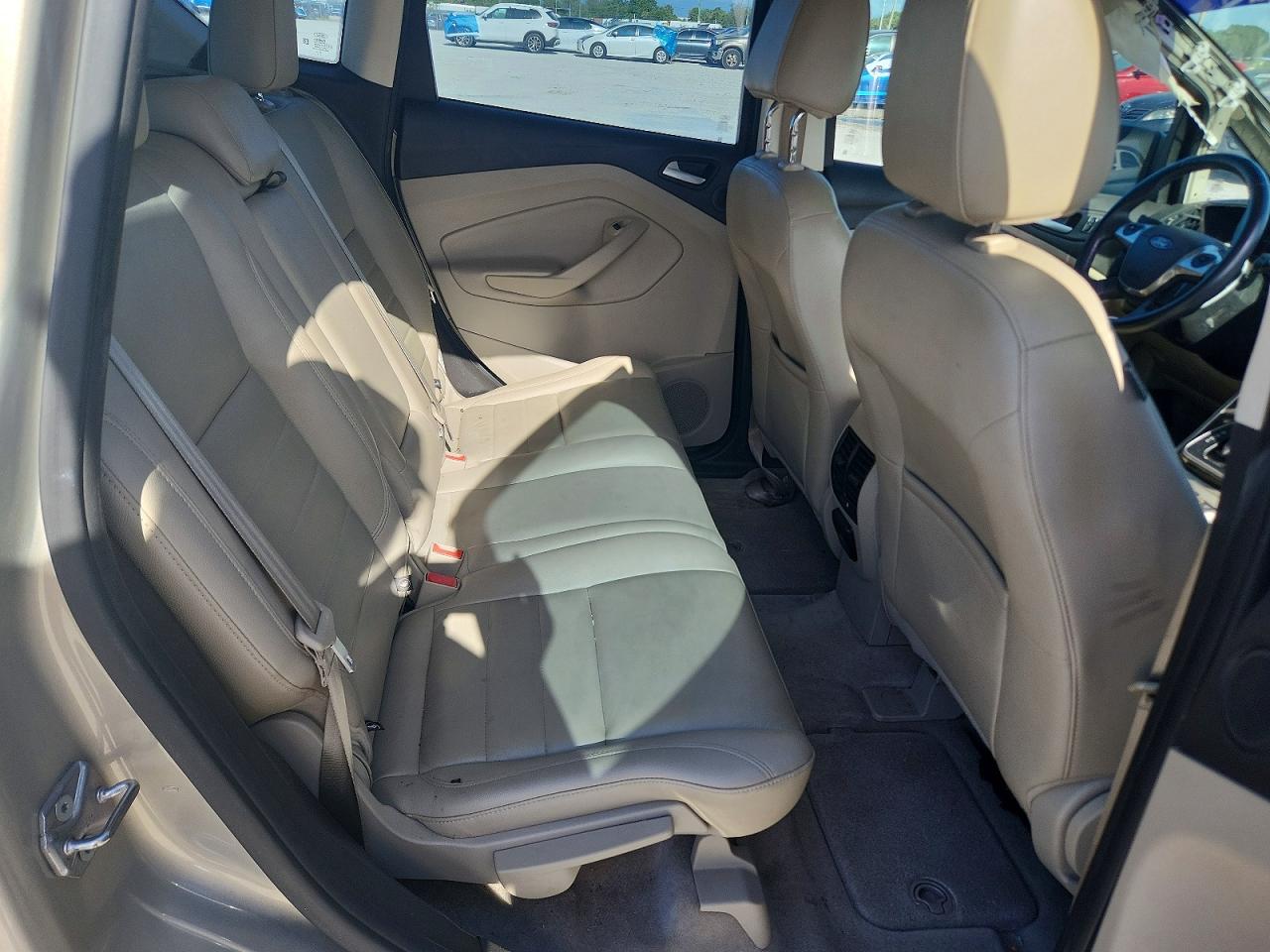 2015 Ford C-max Sel Beige vin: 1FADP5BU5FL107780
