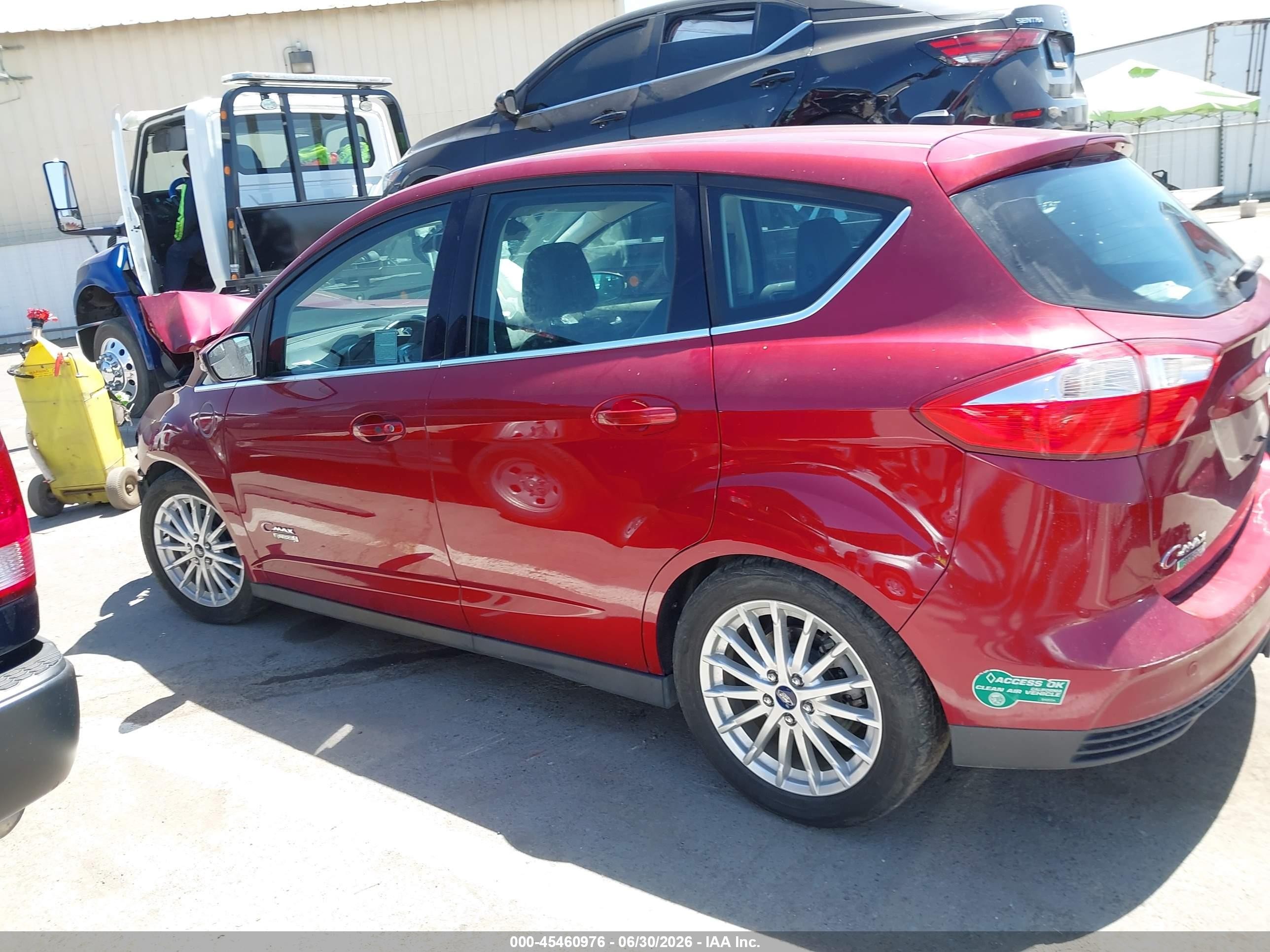 2013 Ford C-max Energi Sel Maroon vin: 1FADP5CU0DL553184