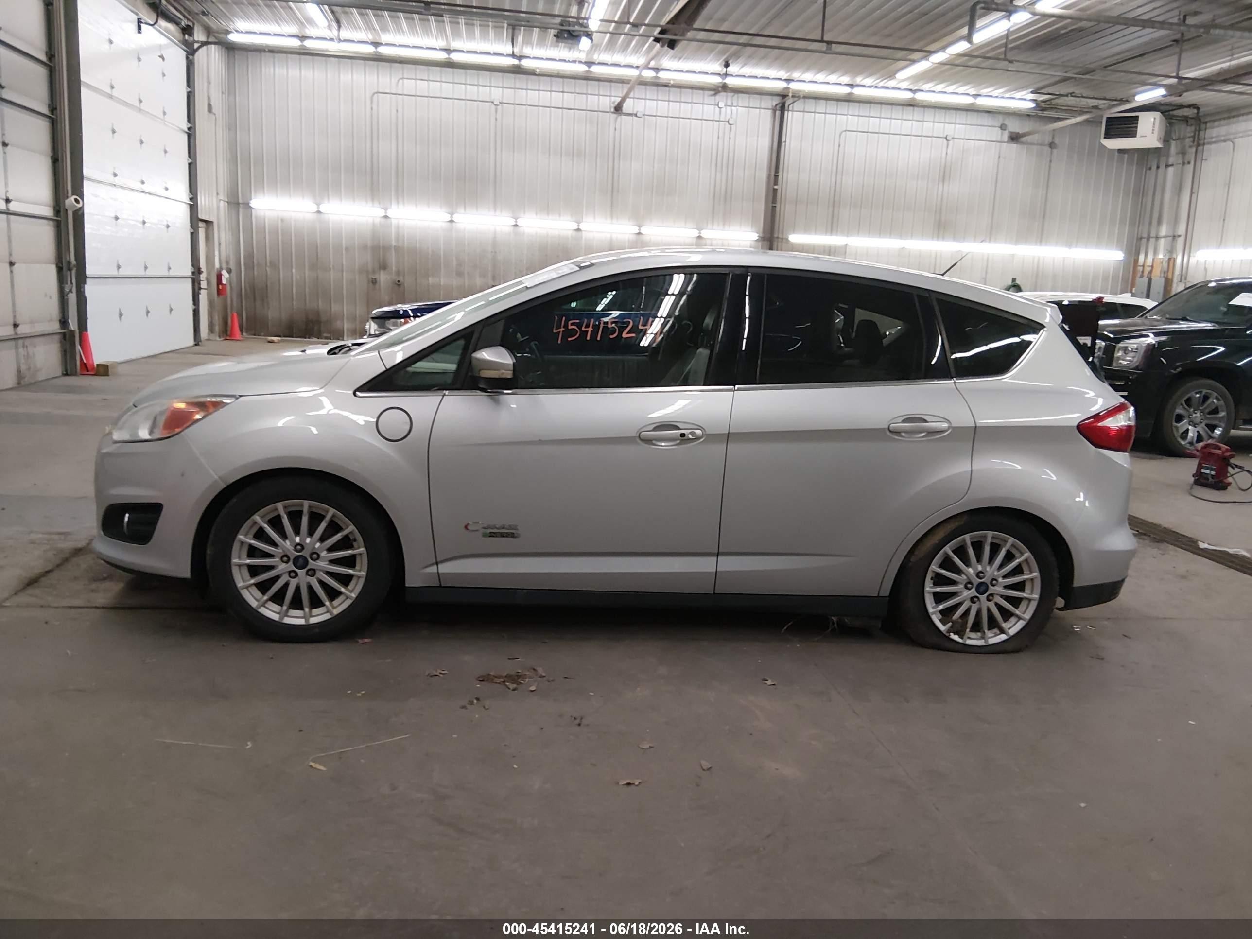 2014 Ford C-max Energi Sel Серебряный vin: 1FADP5CU0EL513205