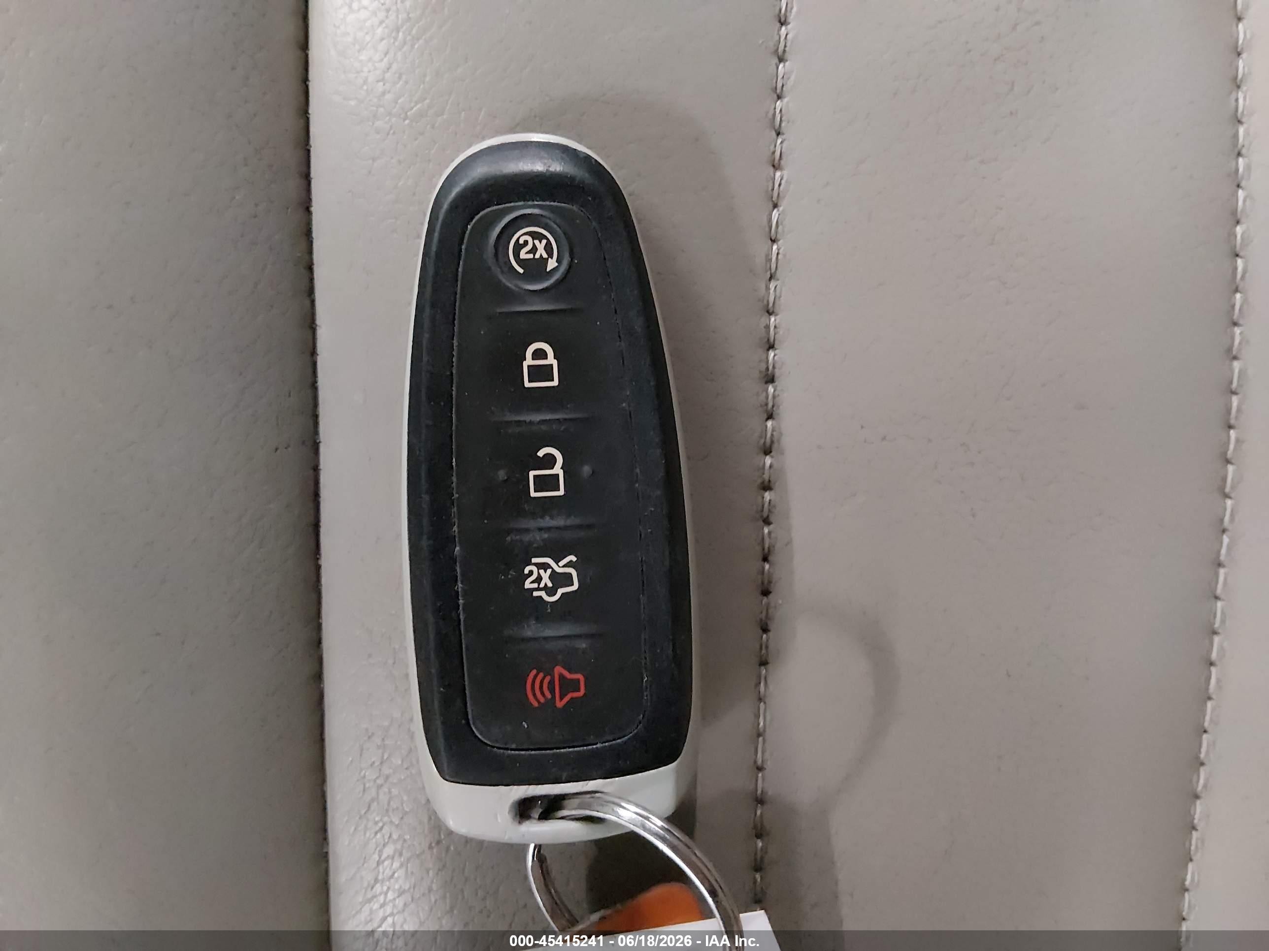 2014 Ford C-max Energi Sel Серебряный vin: 1FADP5CU0EL513205