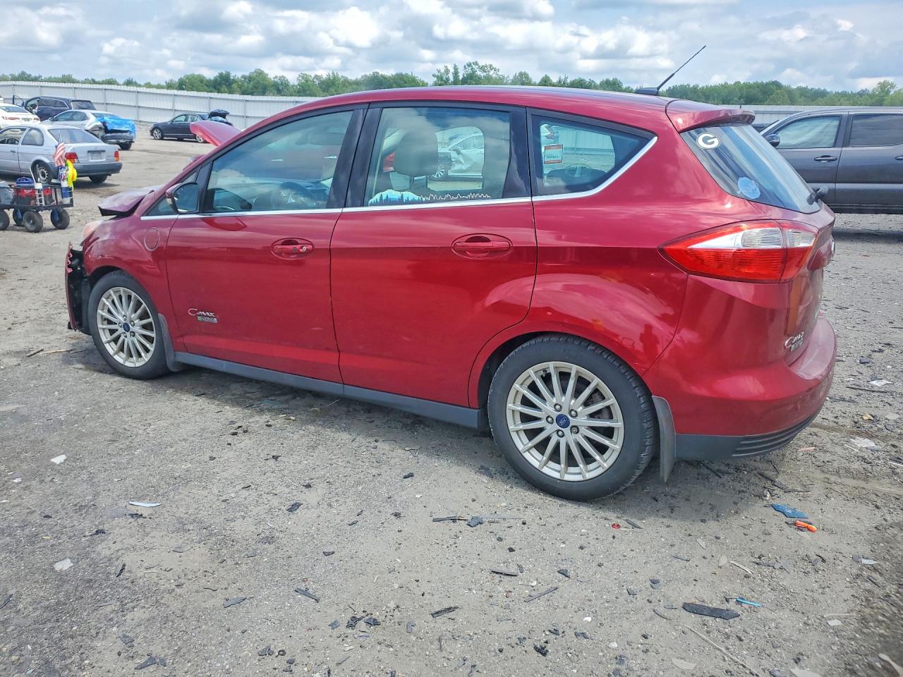 2013 Ford C-max Premium Burgundy vin: 1FADP5CU1DL531243