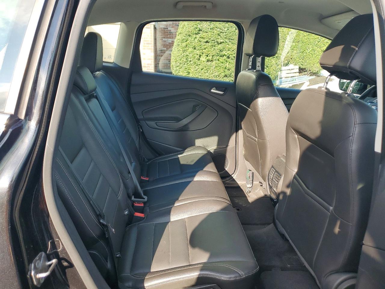 2013 Ford C-max Premium Black vin: 1FADP5CU1DL539679