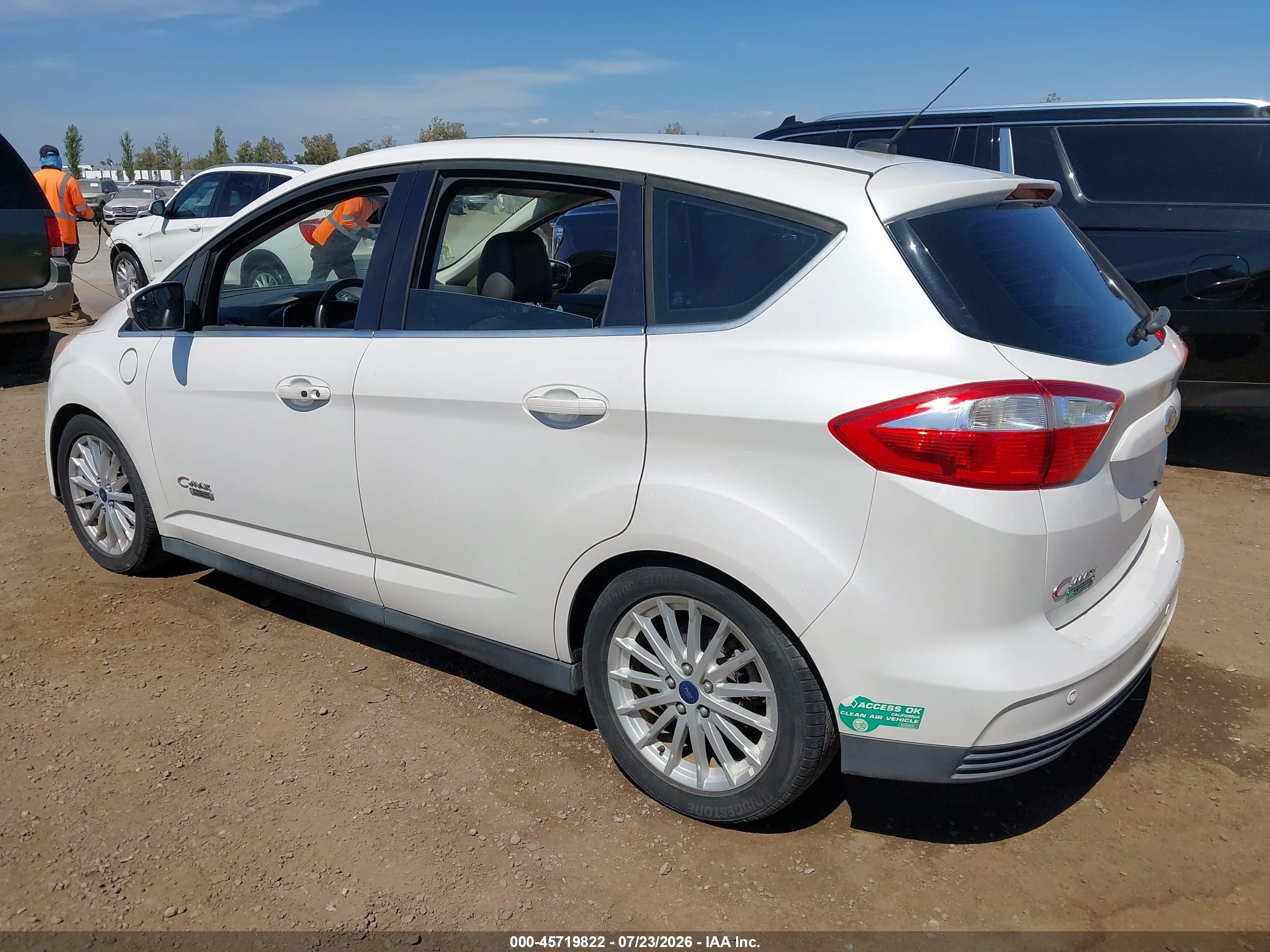 2014 Ford C-max Energi Sel Белый vin: 1FADP5CU2EL512282