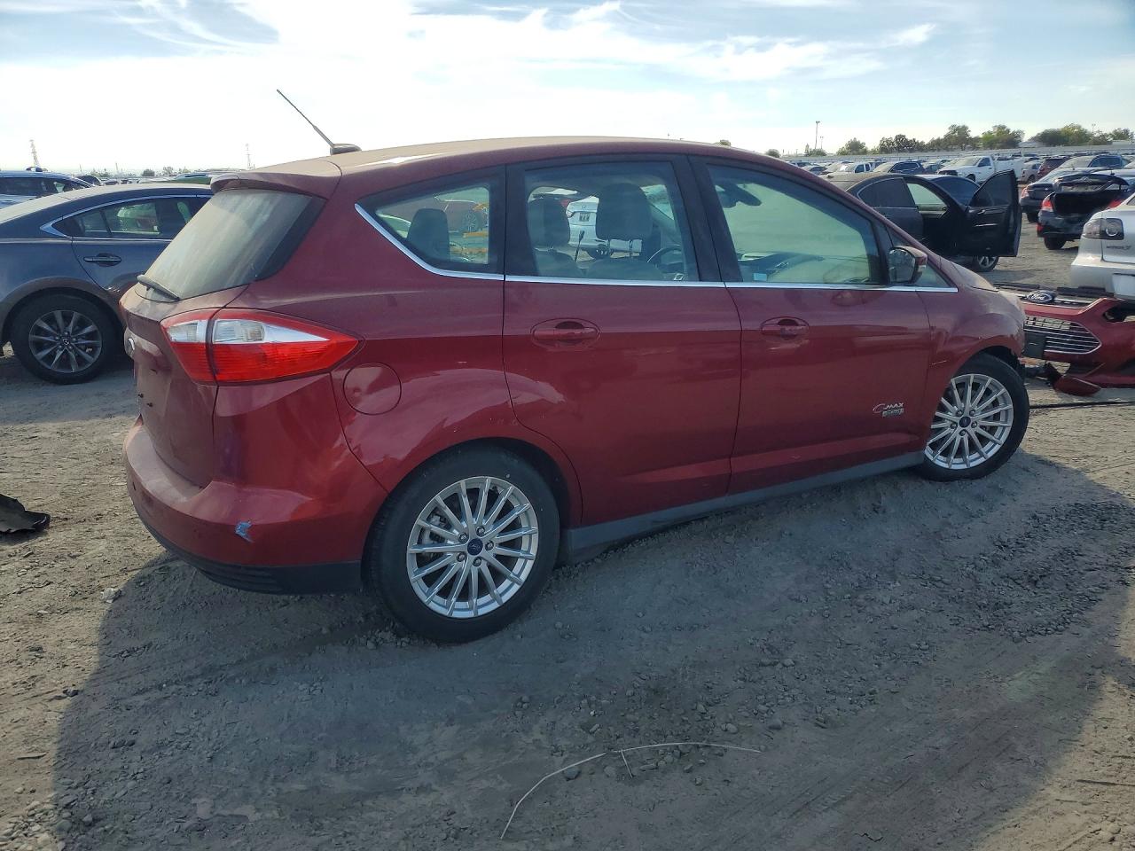 2015 Ford C-max Premium Sel Красный vin: 1FADP5CU2FL112255