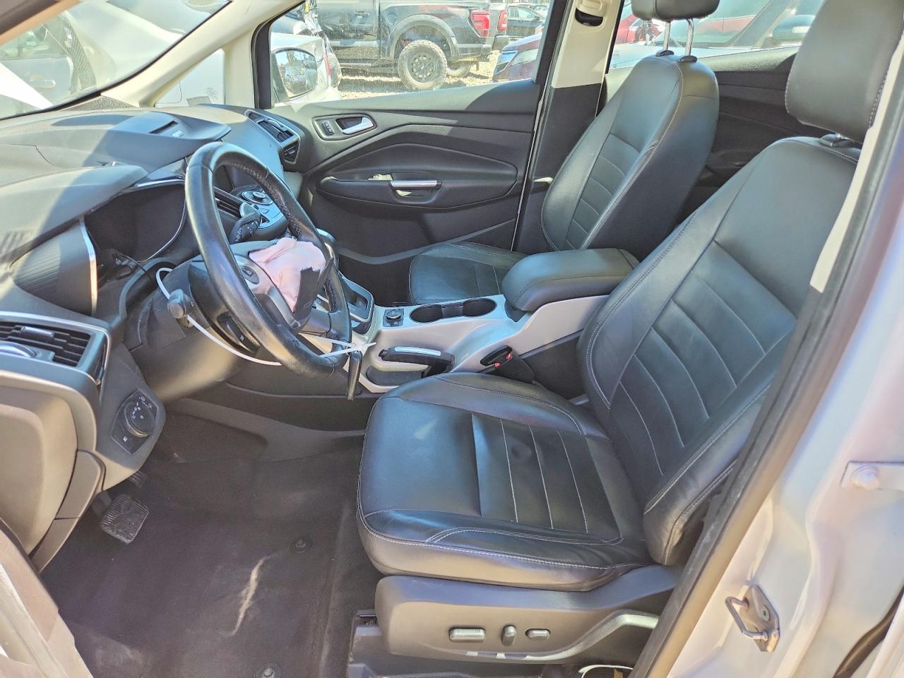 2013 Ford C-max Premium White vin: 1FADP5CU3DL536623