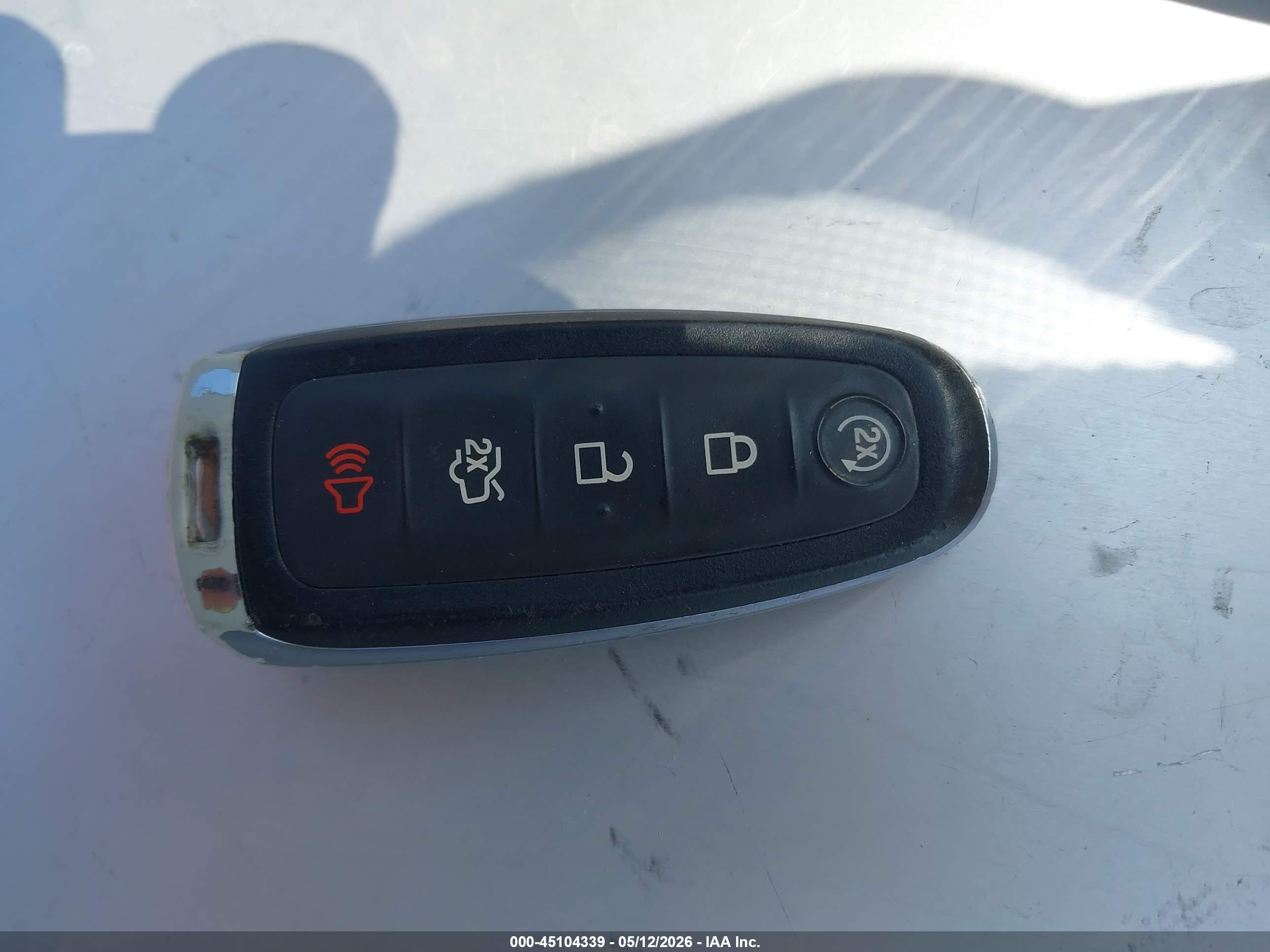 2014 Ford C-max Energi Sel Silver vin: 1FADP5CU3EL518673