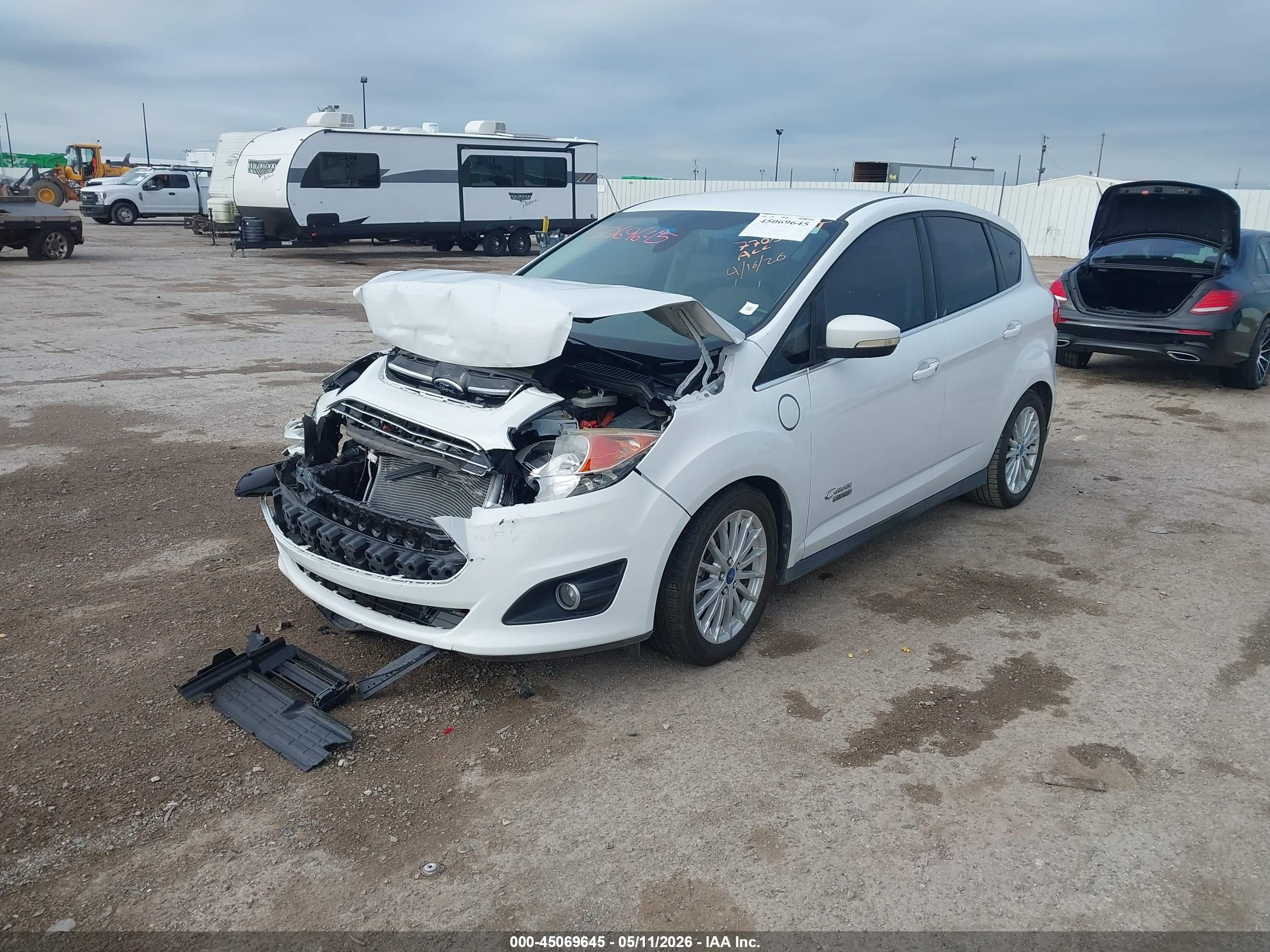 2013 Ford C-max Energi Sel White vin: 1FADP5CU4DL521399