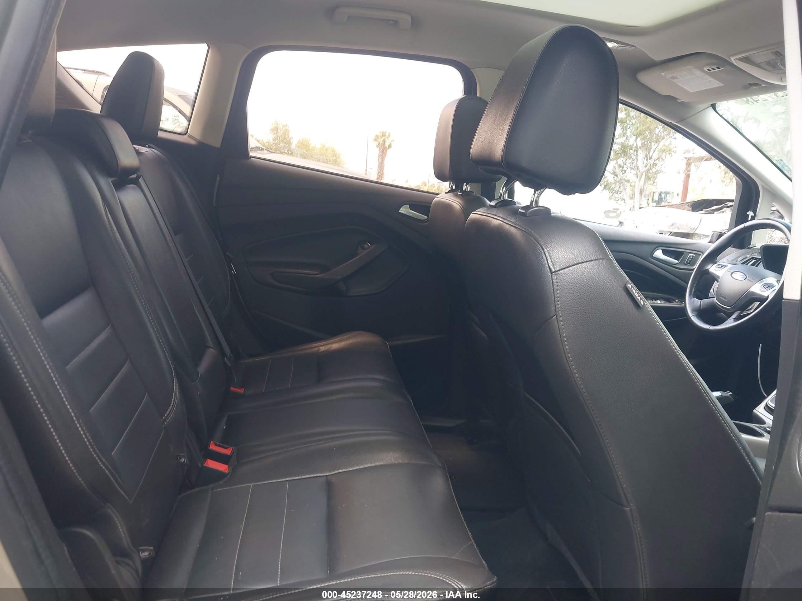 2015 Ford C-max Energi Sel Champagne vin: 1FADP5CU4FL112743