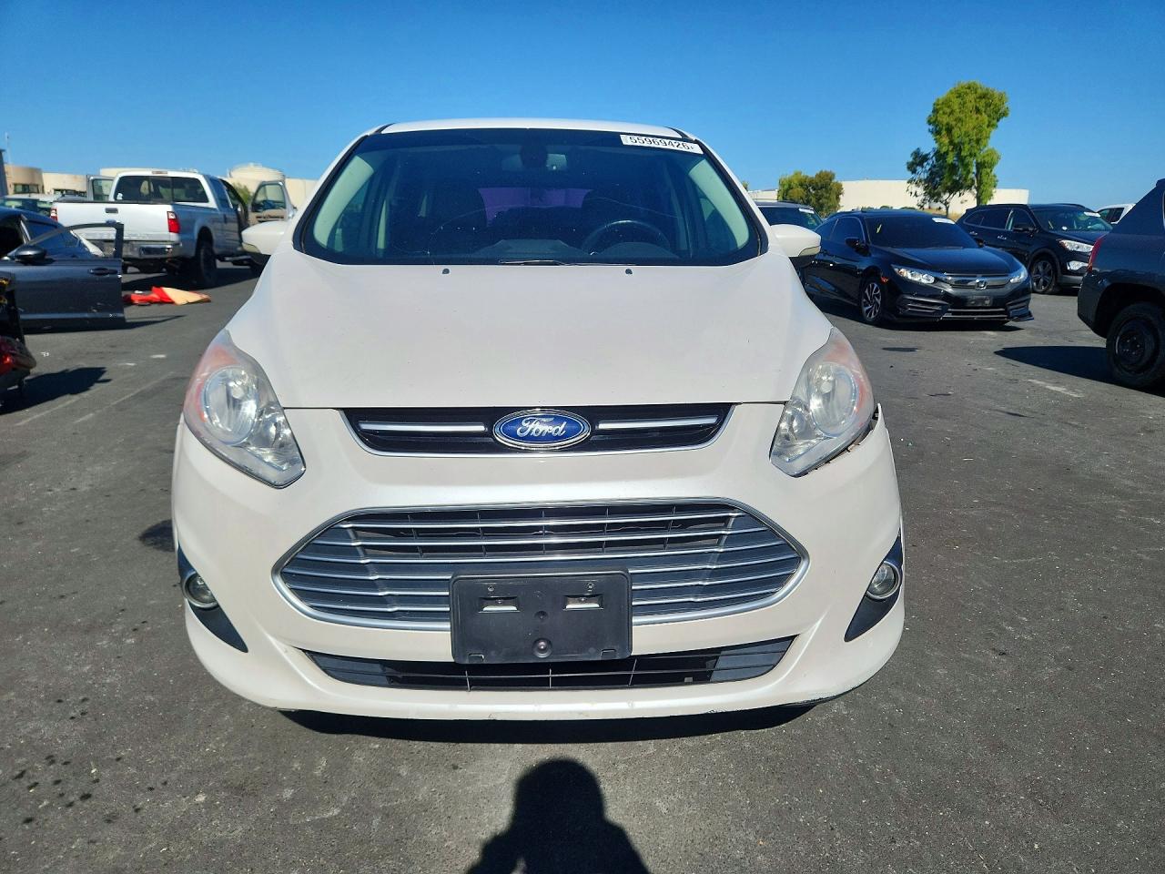 2013 Ford C-max Premium White vin: 1FADP5CU5DL537918