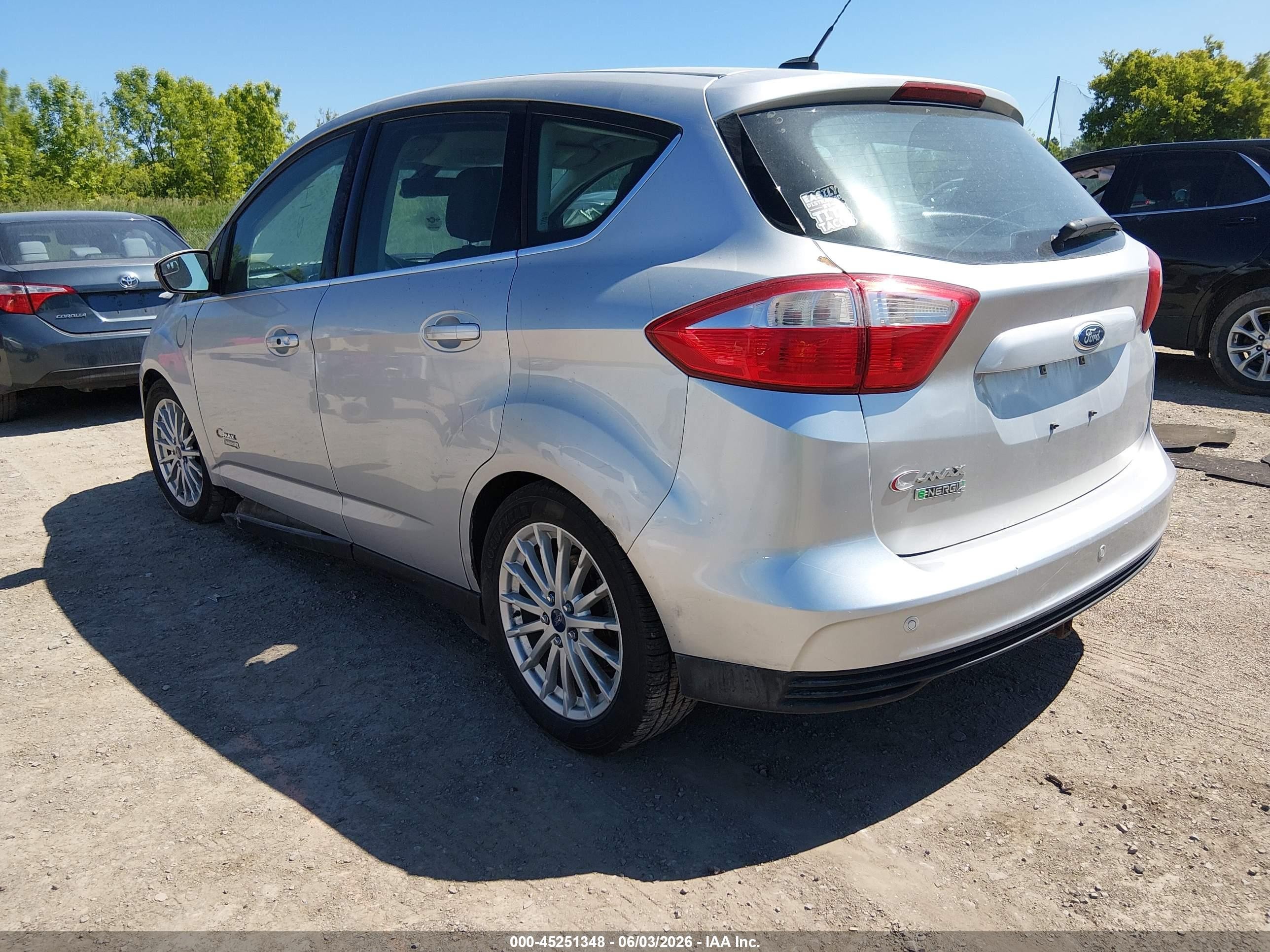 2014 Ford C-max Energi Sel Серебряный vin: 1FADP5CU6EL517436