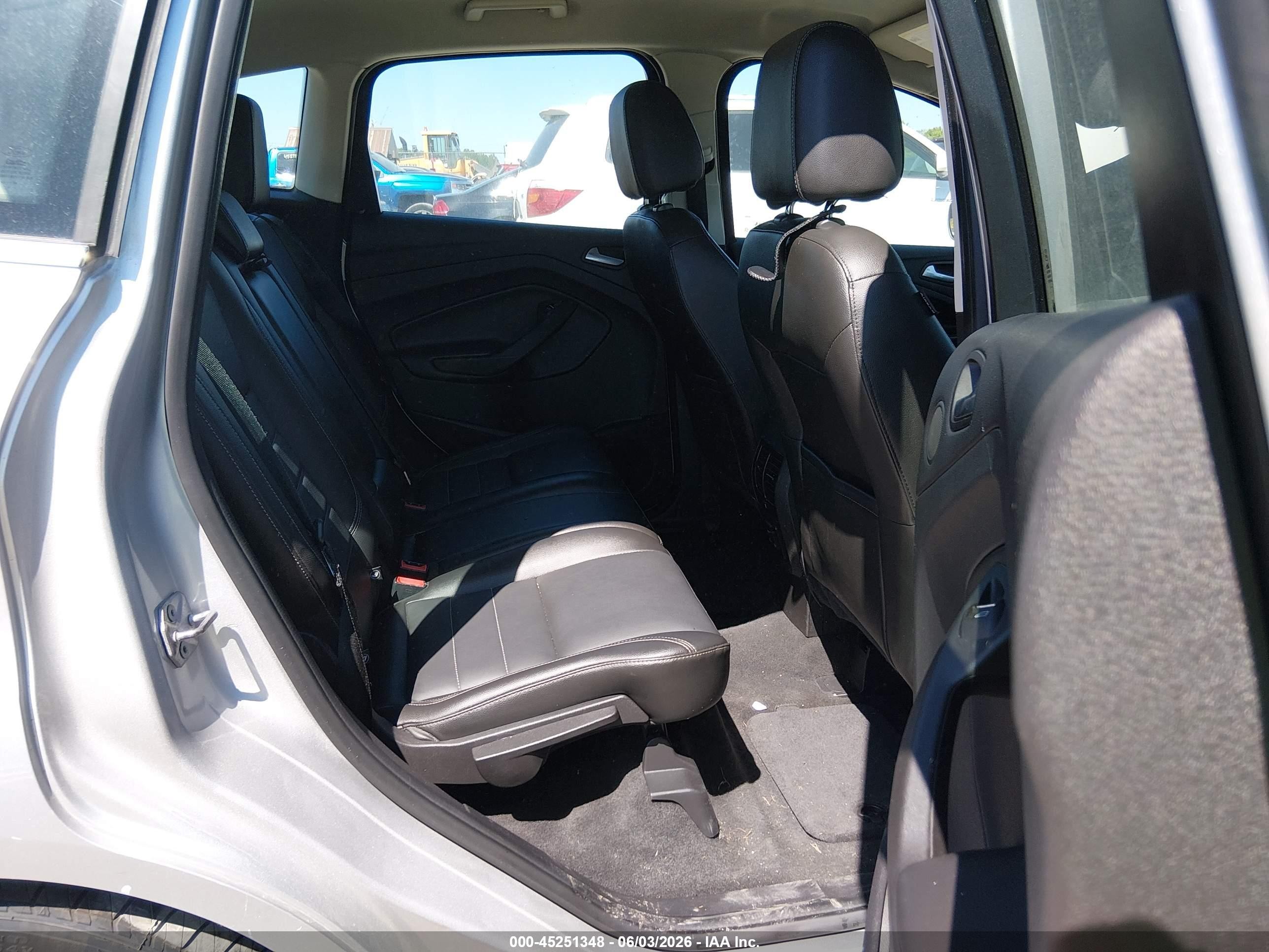 2014 Ford C-max Energi Sel Серебряный vin: 1FADP5CU6EL517436