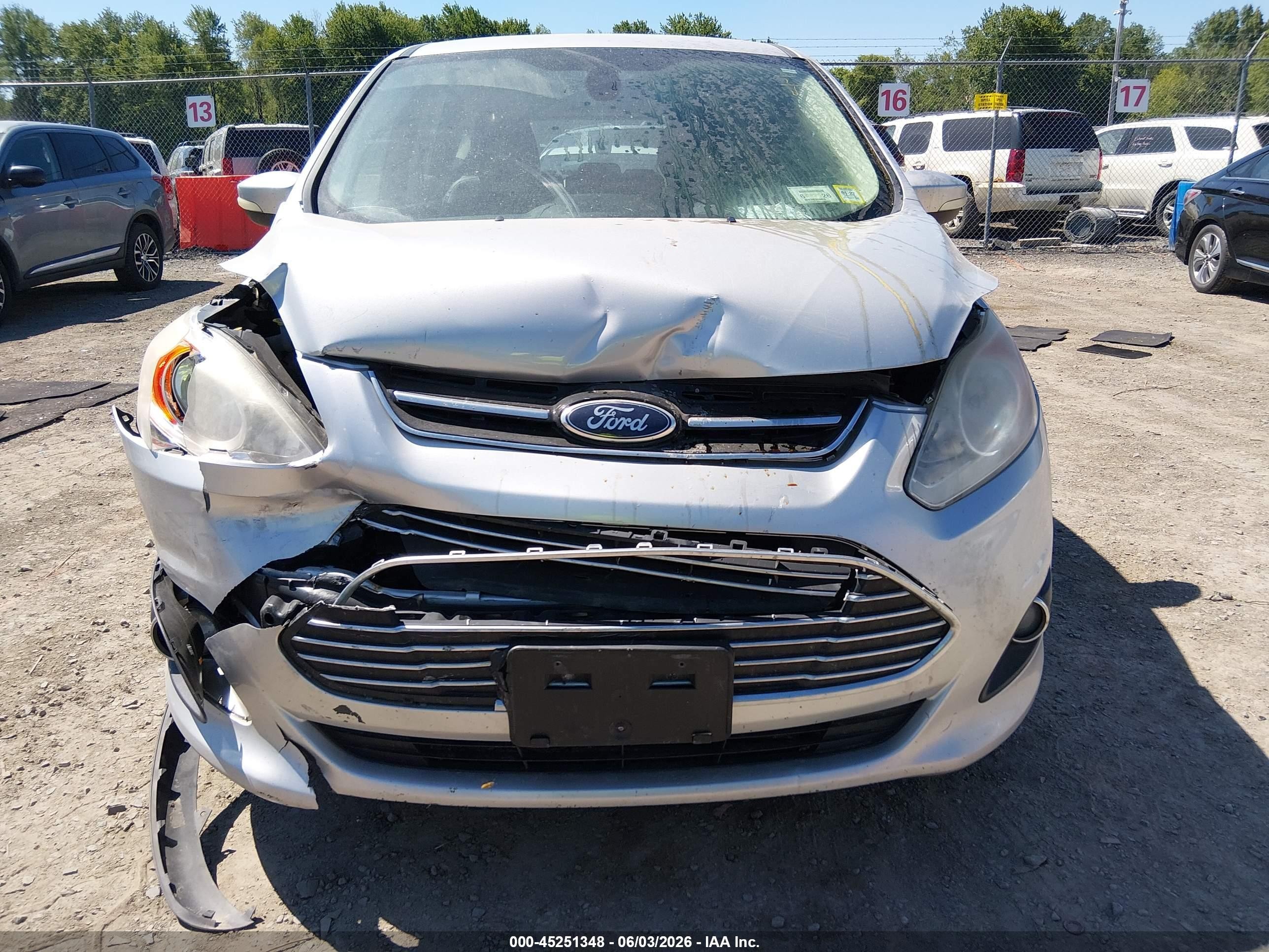 2014 Ford C-max Energi Sel Серебряный vin: 1FADP5CU6EL517436