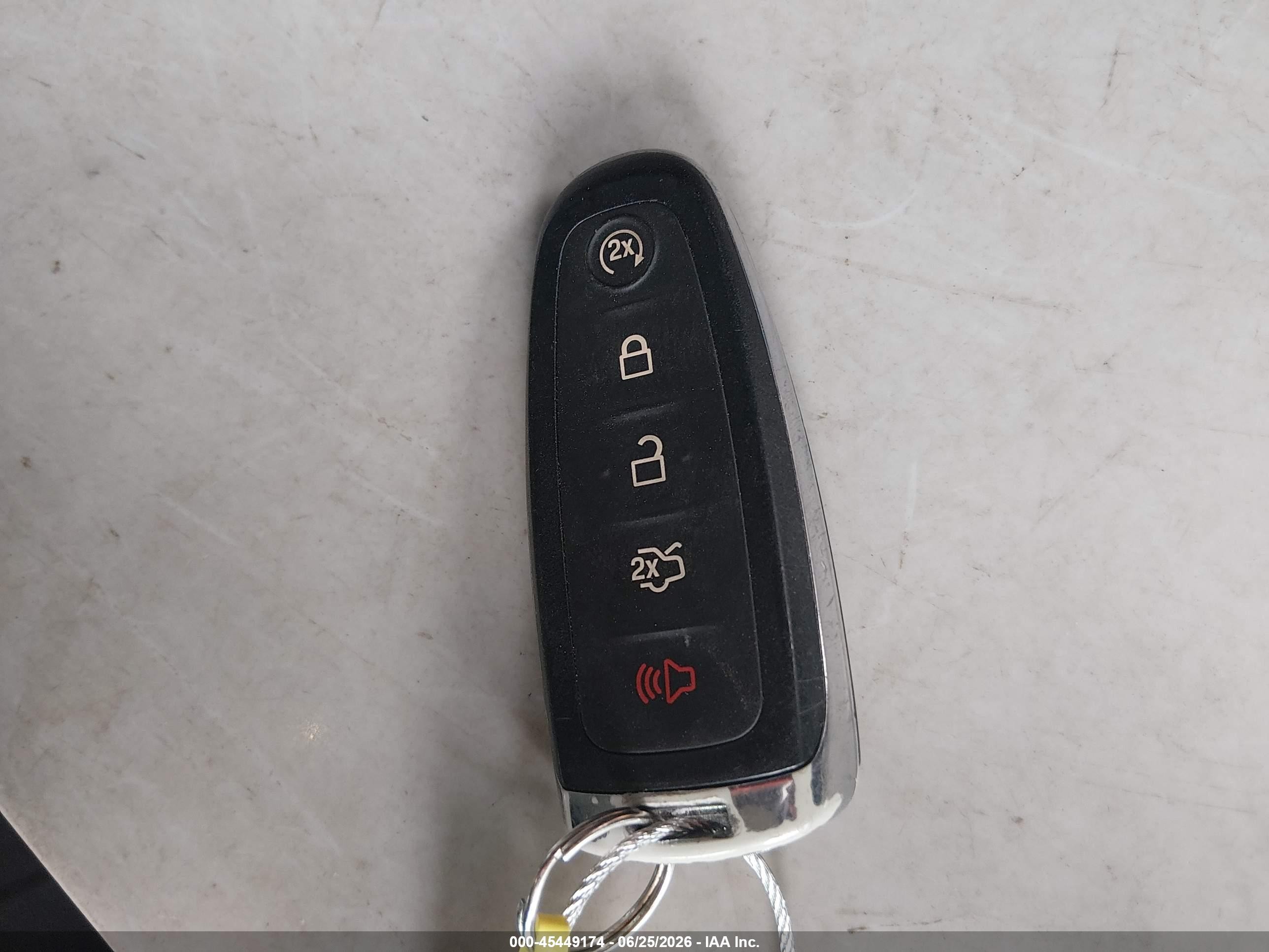 2015 Ford C-max Energi Sel Red vin: 1FADP5CU7FL104412