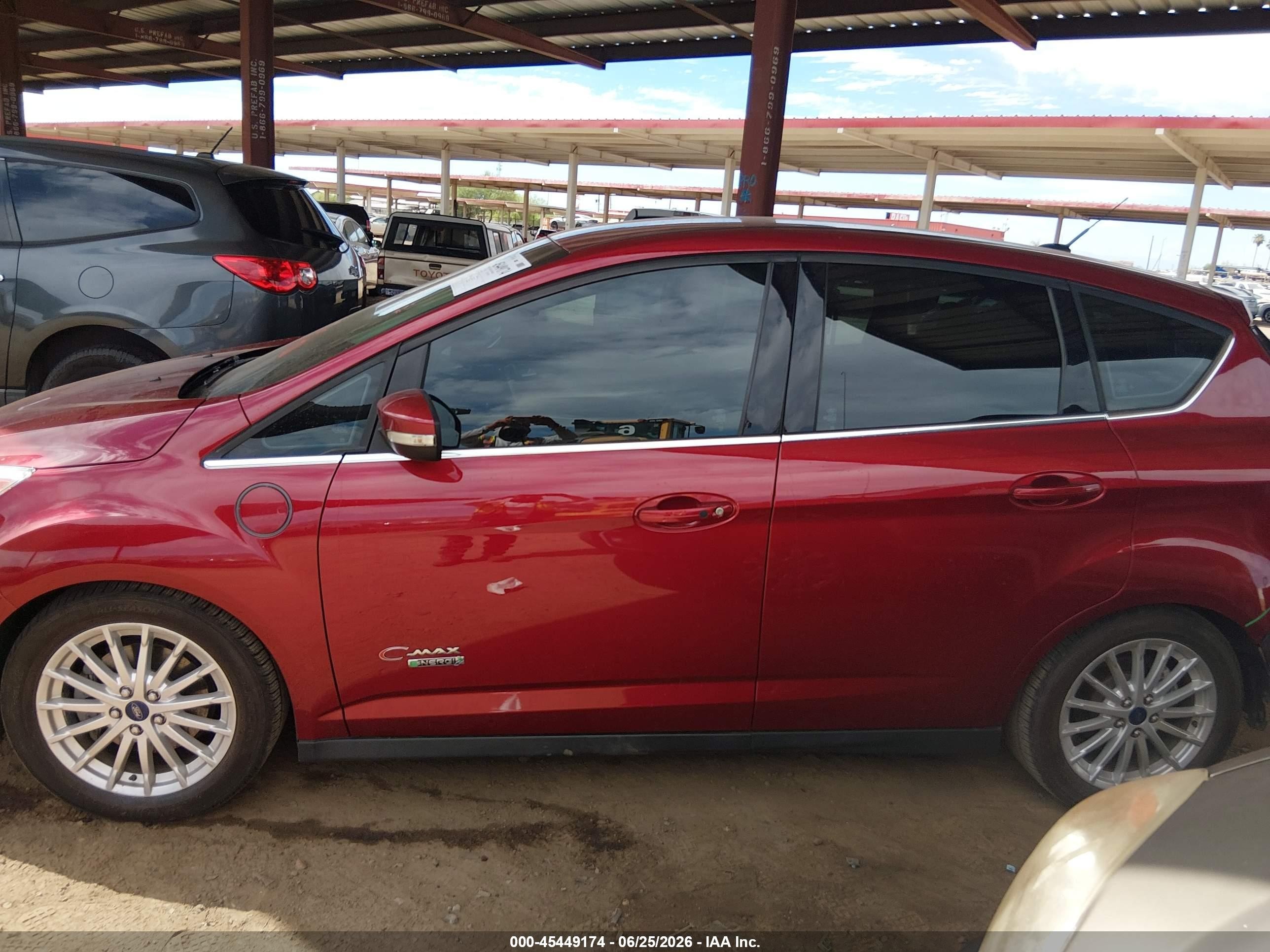 2015 Ford C-max Energi Sel Red vin: 1FADP5CU7FL104412