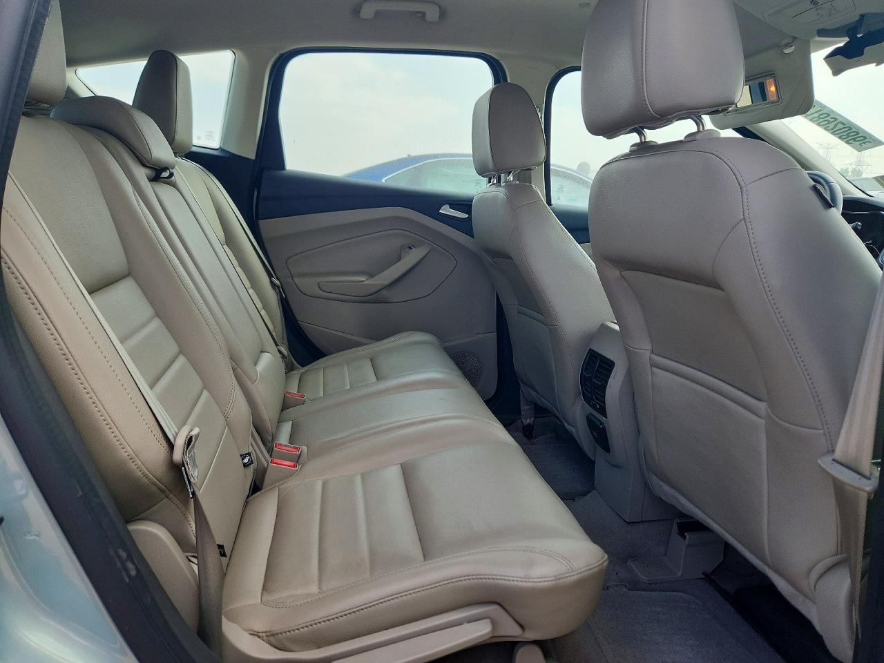 2013 Ford C-max Premium Turquoise vin: 1FADP5CU8DL519560