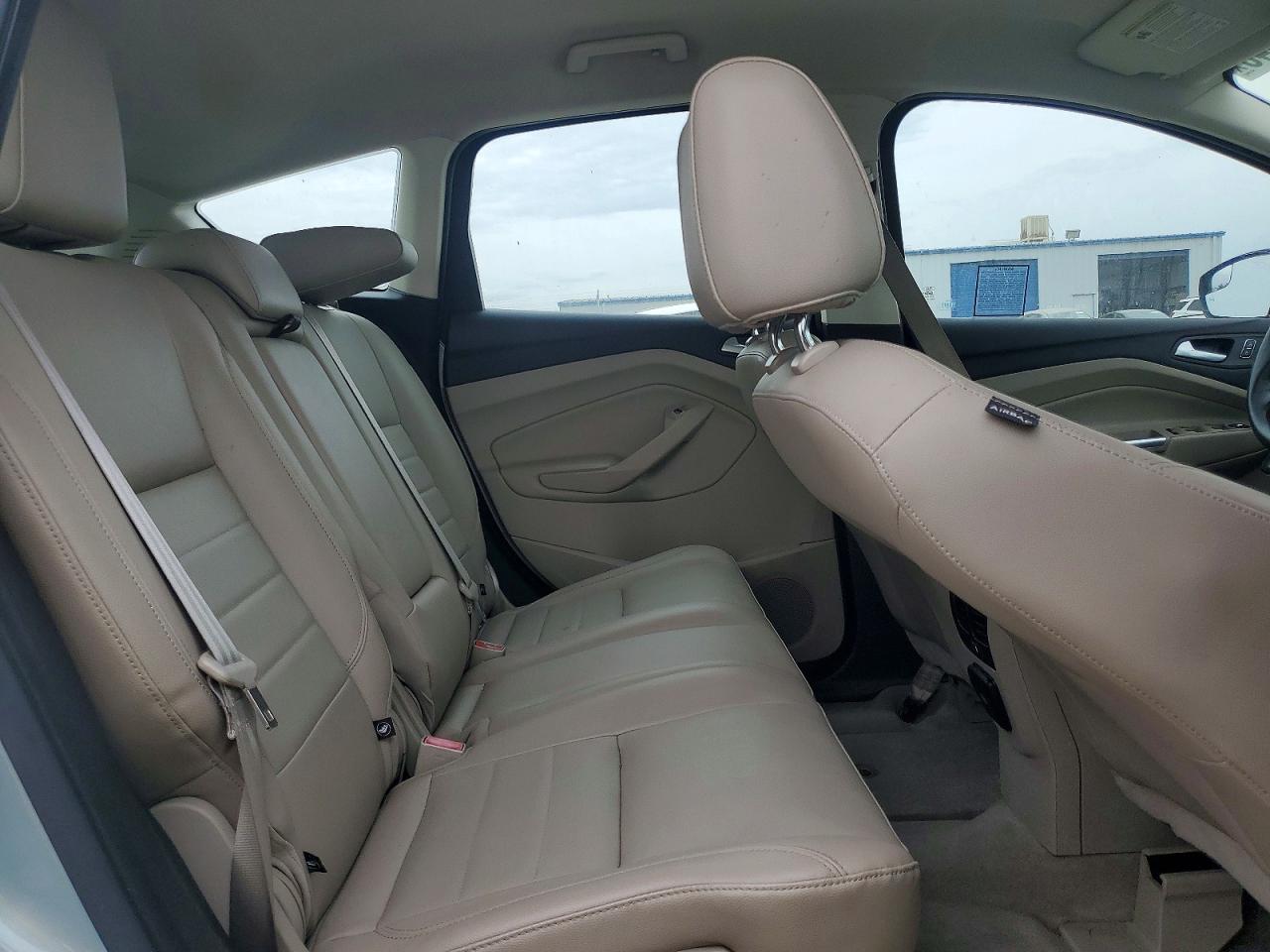 2014 Ford C-max Premium Turquoise vin: 1FADP5CU8EL503425