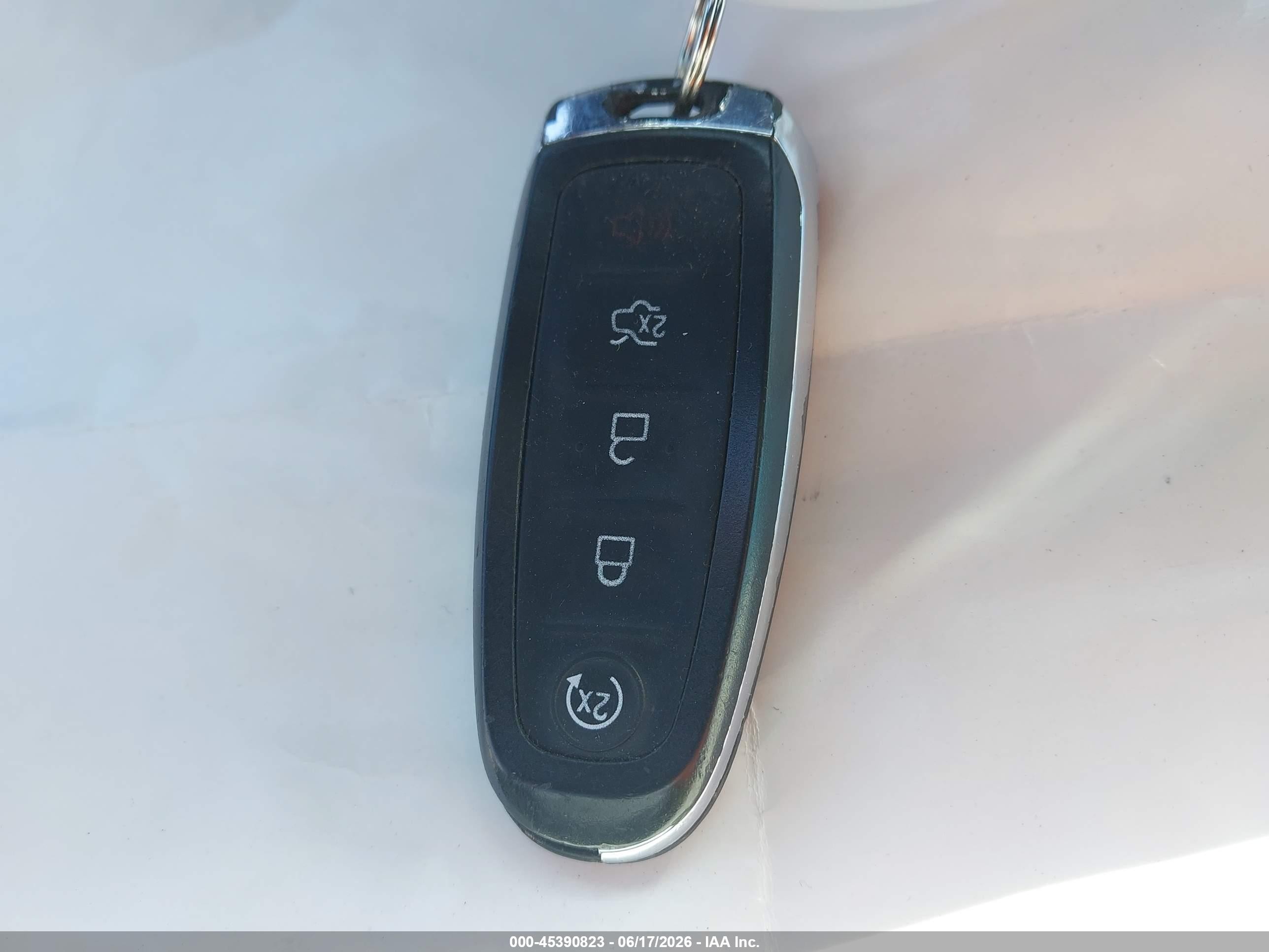 2014 Ford C-max Energi Sel White vin: 1FADP5CU8EL510200