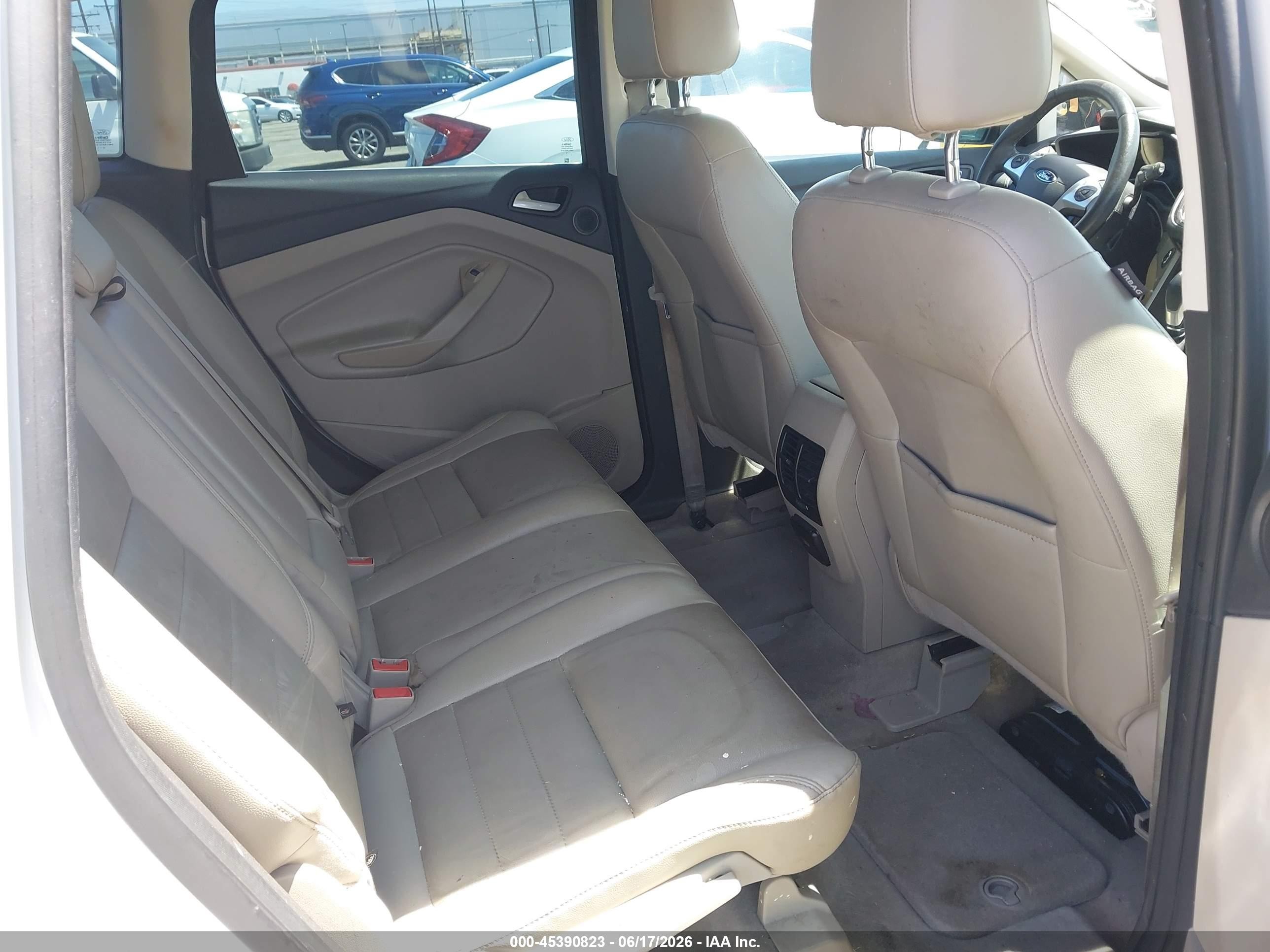 2014 Ford C-max Energi Sel White vin: 1FADP5CU8EL510200