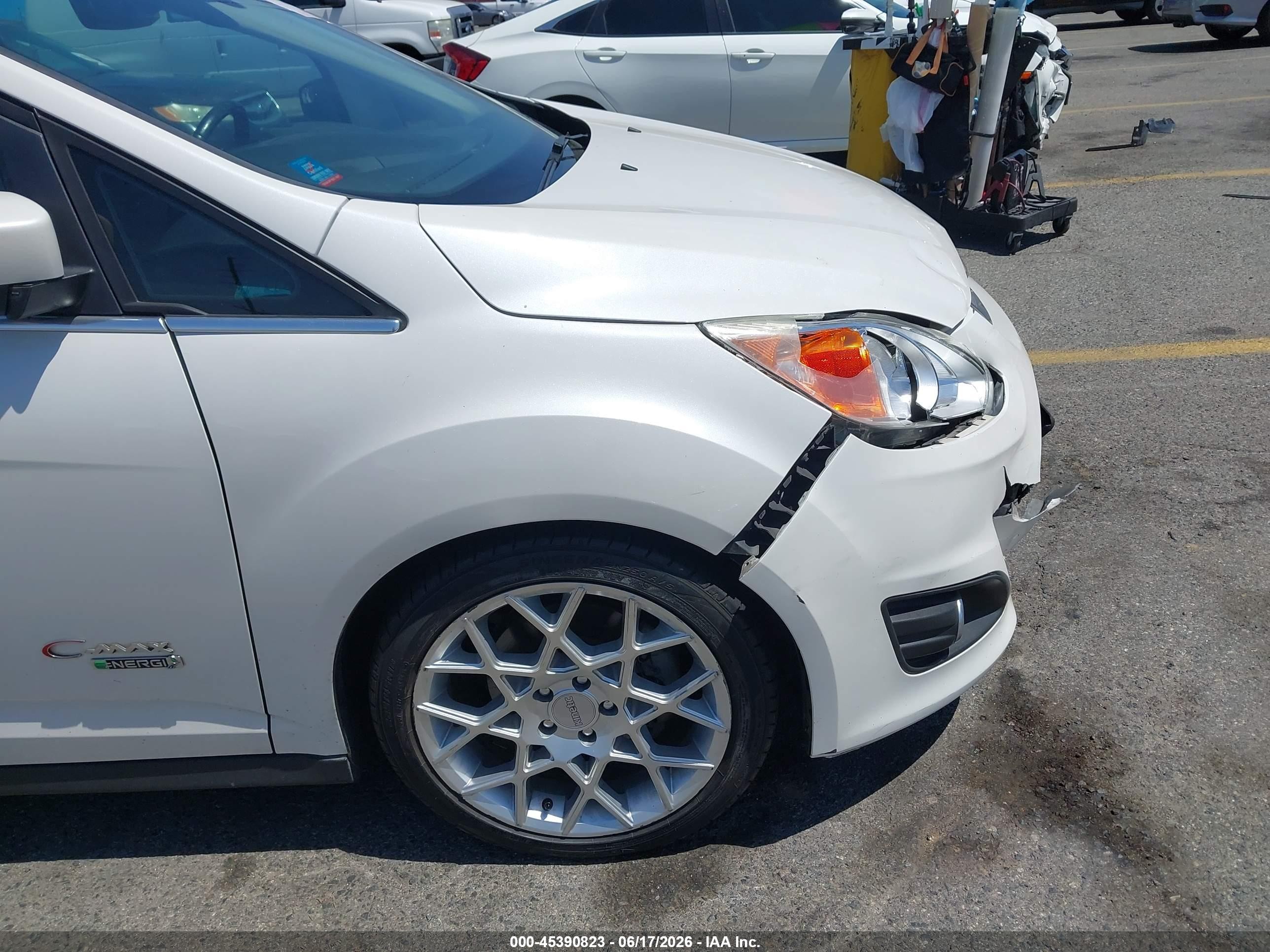 2014 Ford C-max Energi Sel White vin: 1FADP5CU8EL510200