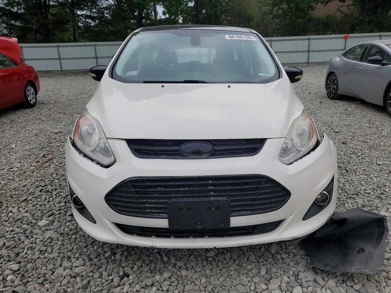 2014 Ford C-max Premium White vin: 1FADP5CU8EL510505